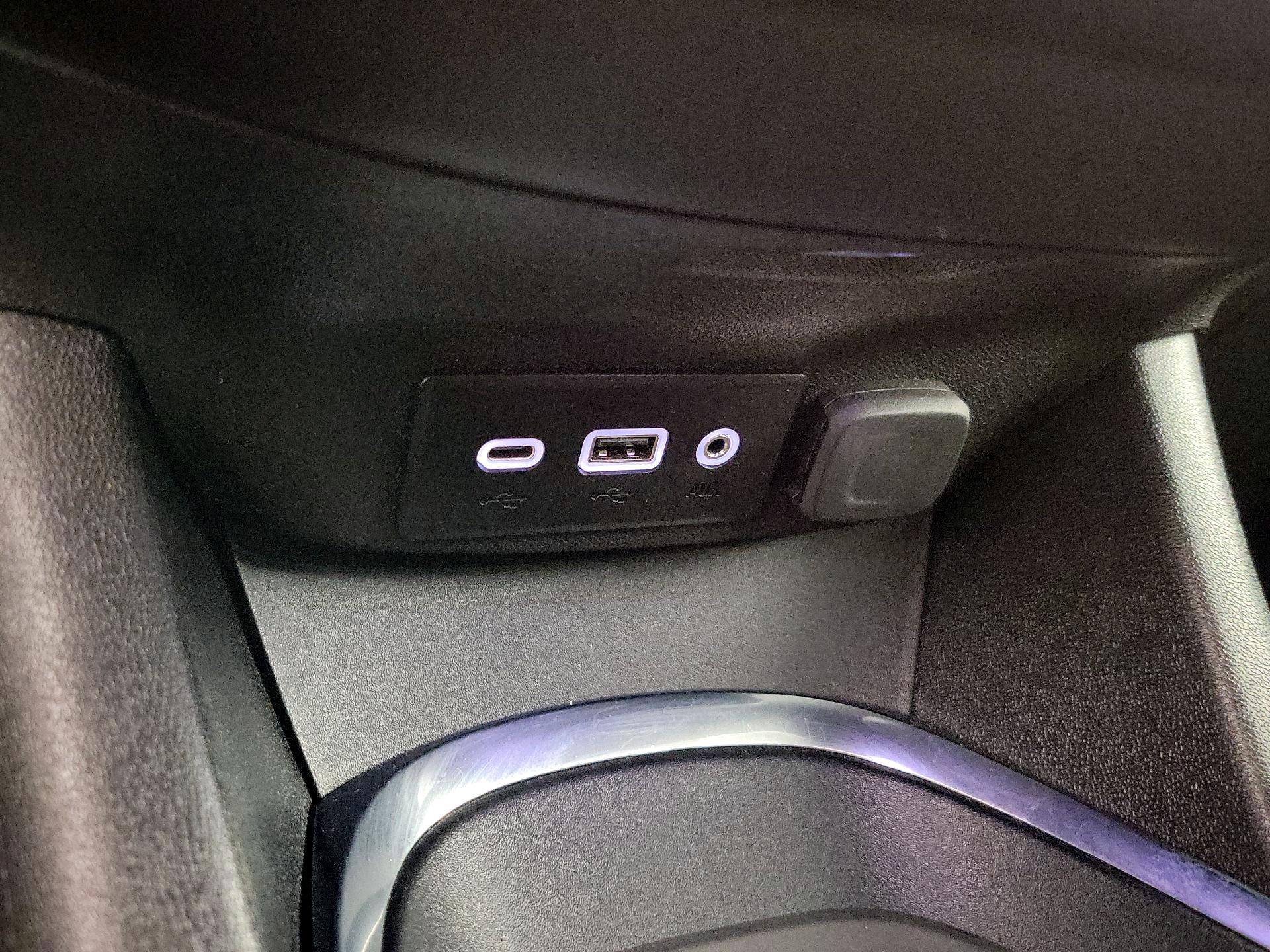 Thumbnail: 2024 Chevrolet Malibu - 17