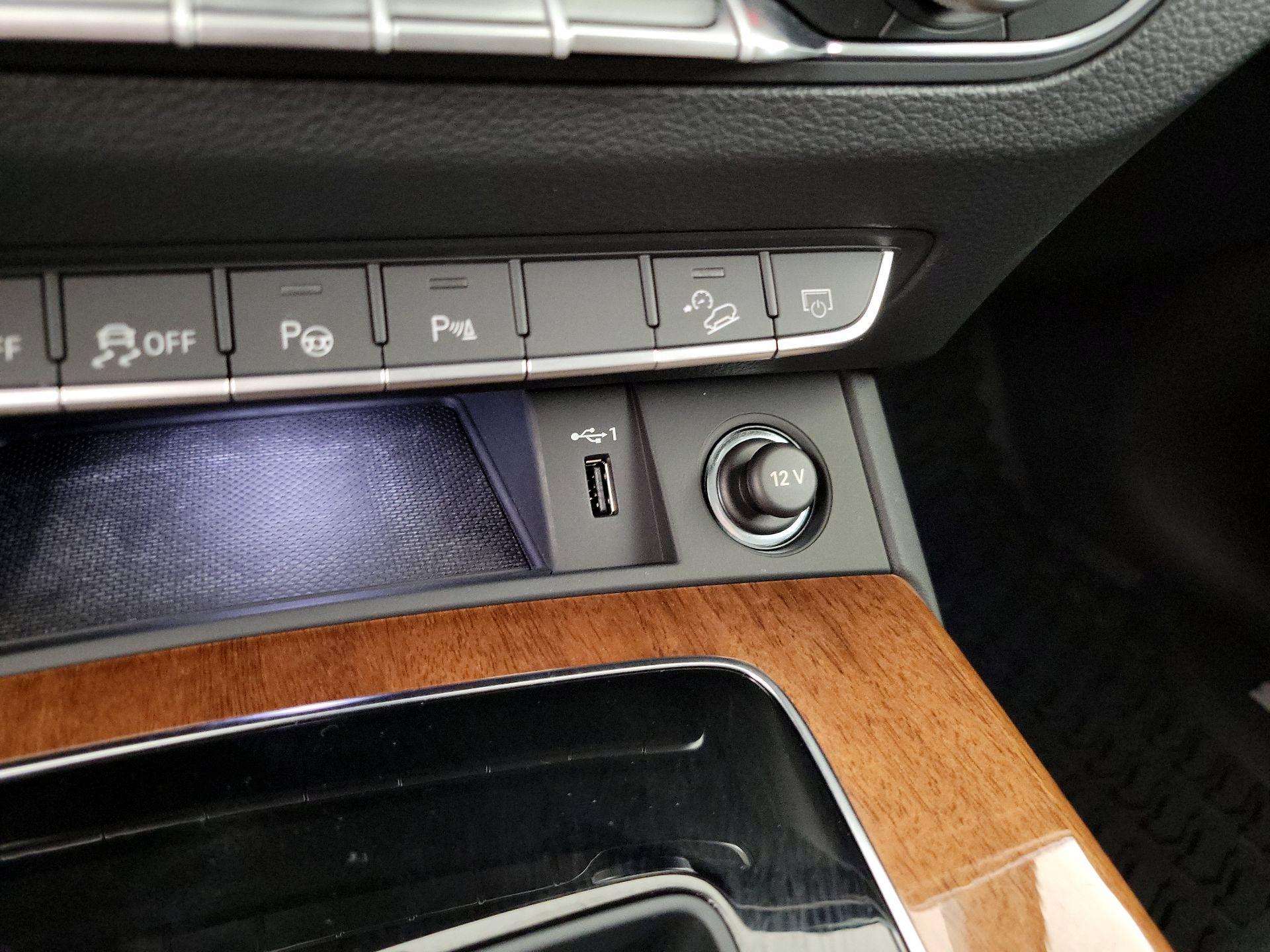 Thumbnail: 2023 Audi Q5 - 17