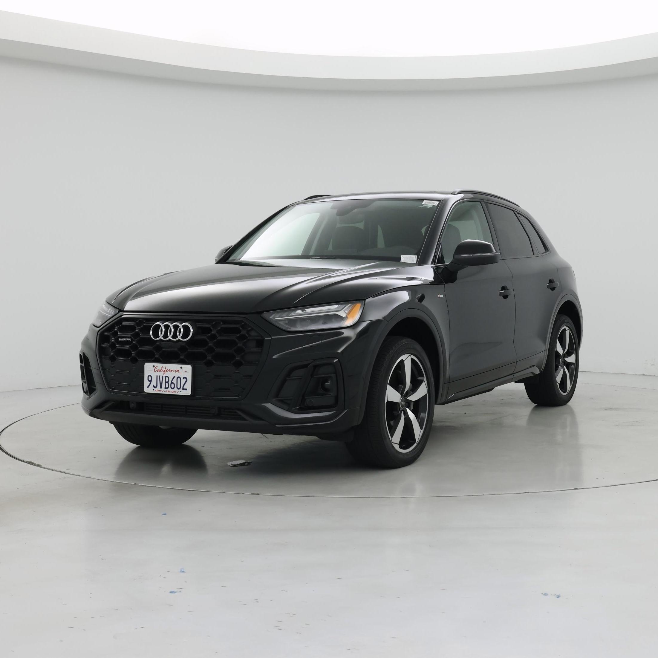 Thumbnail: 2023 Audi Q5 - 4
