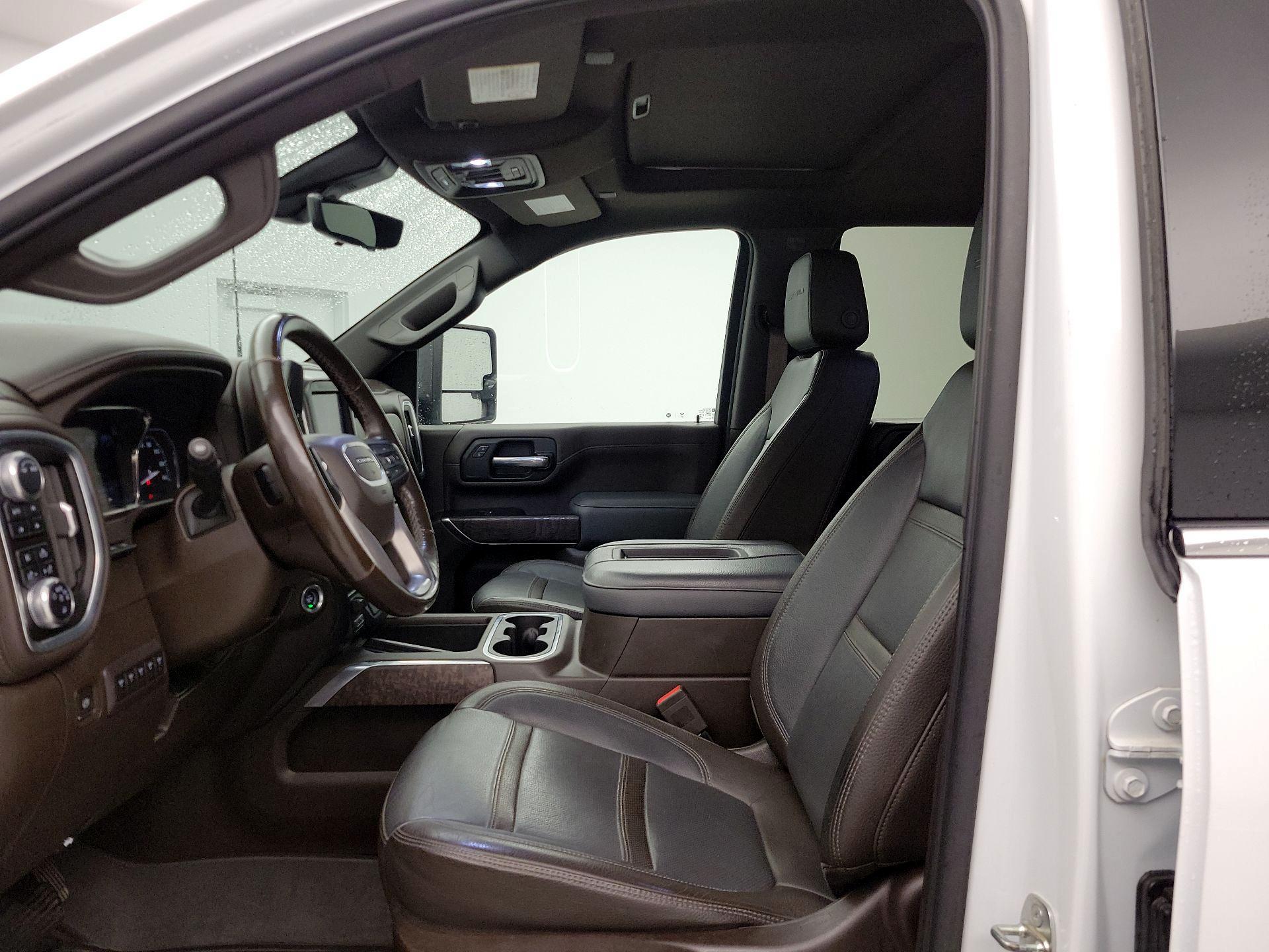 Thumbnail: 2022 GMC Sierra 3500 - 11