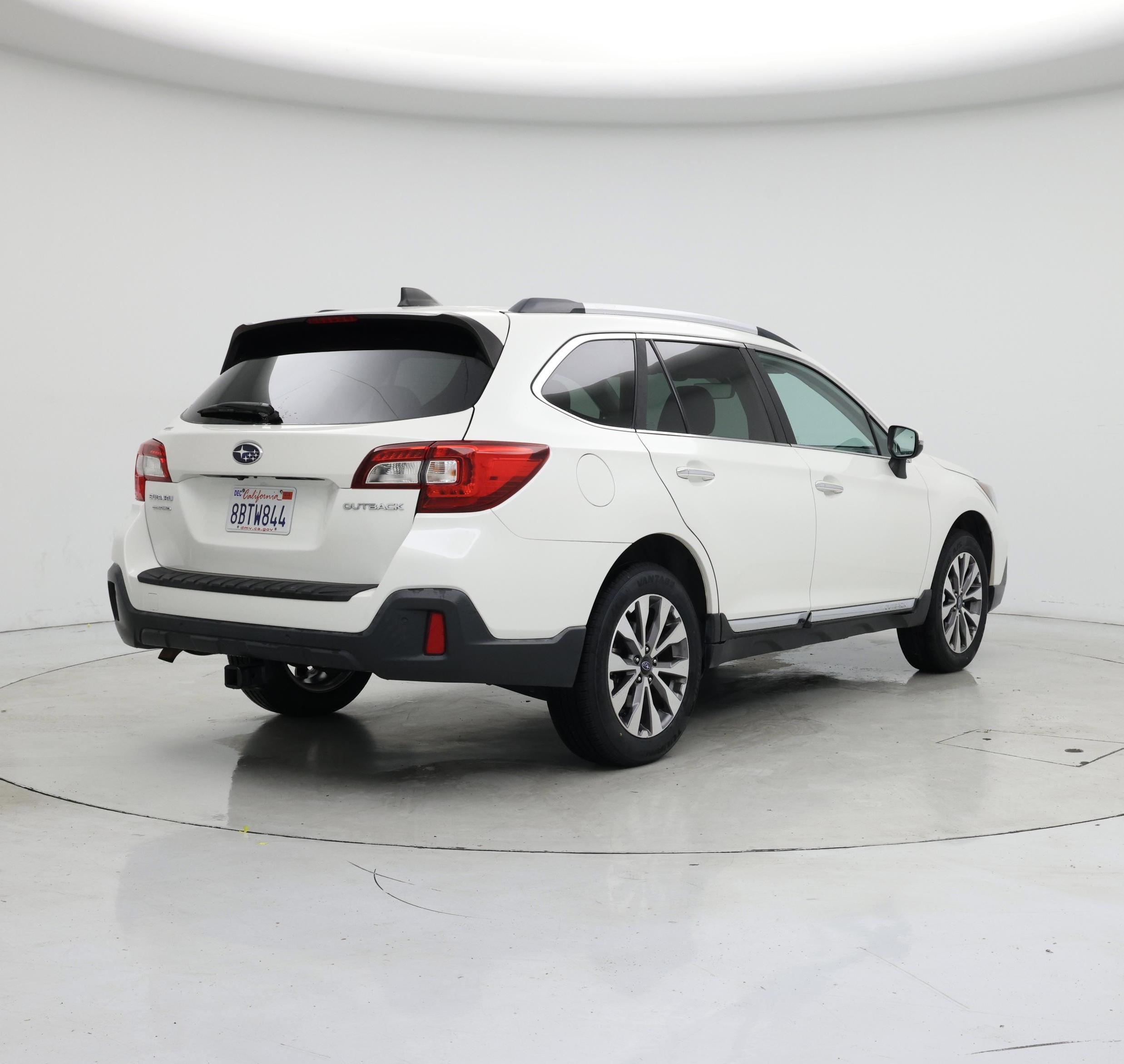 Thumbnail: 2018 Subaru Outback - 8