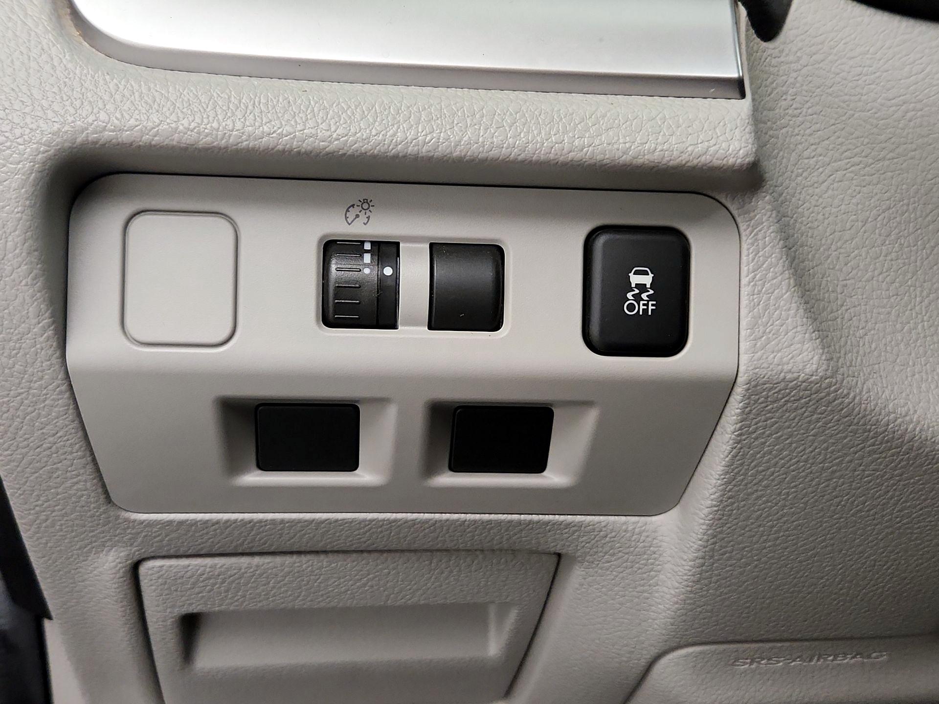 Thumbnail: 2015 Subaru Forester - 13