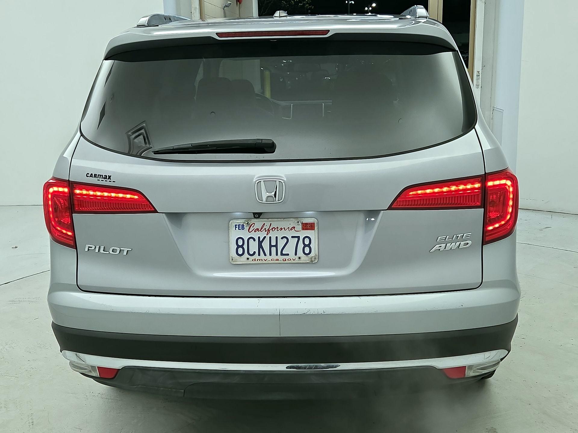 Thumbnail: 2017 Honda Pilot - 6