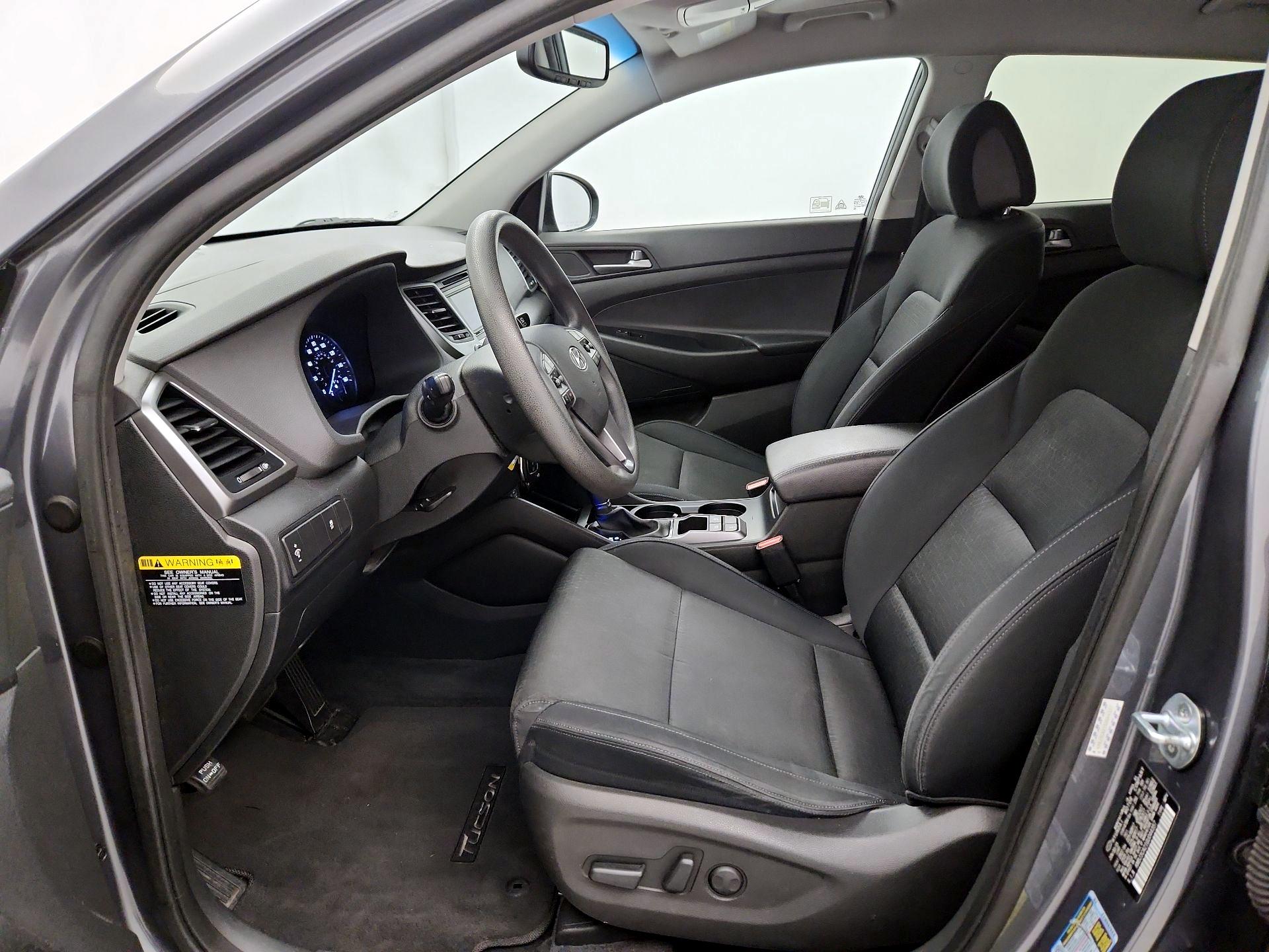 Thumbnail: 2016 Hyundai Tucson - 11