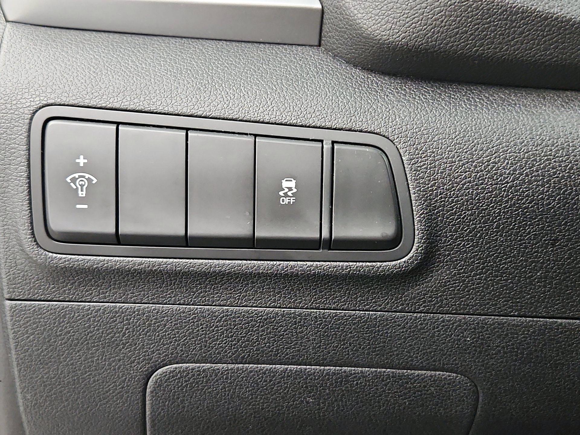 Thumbnail: 2016 Hyundai Tucson - 13