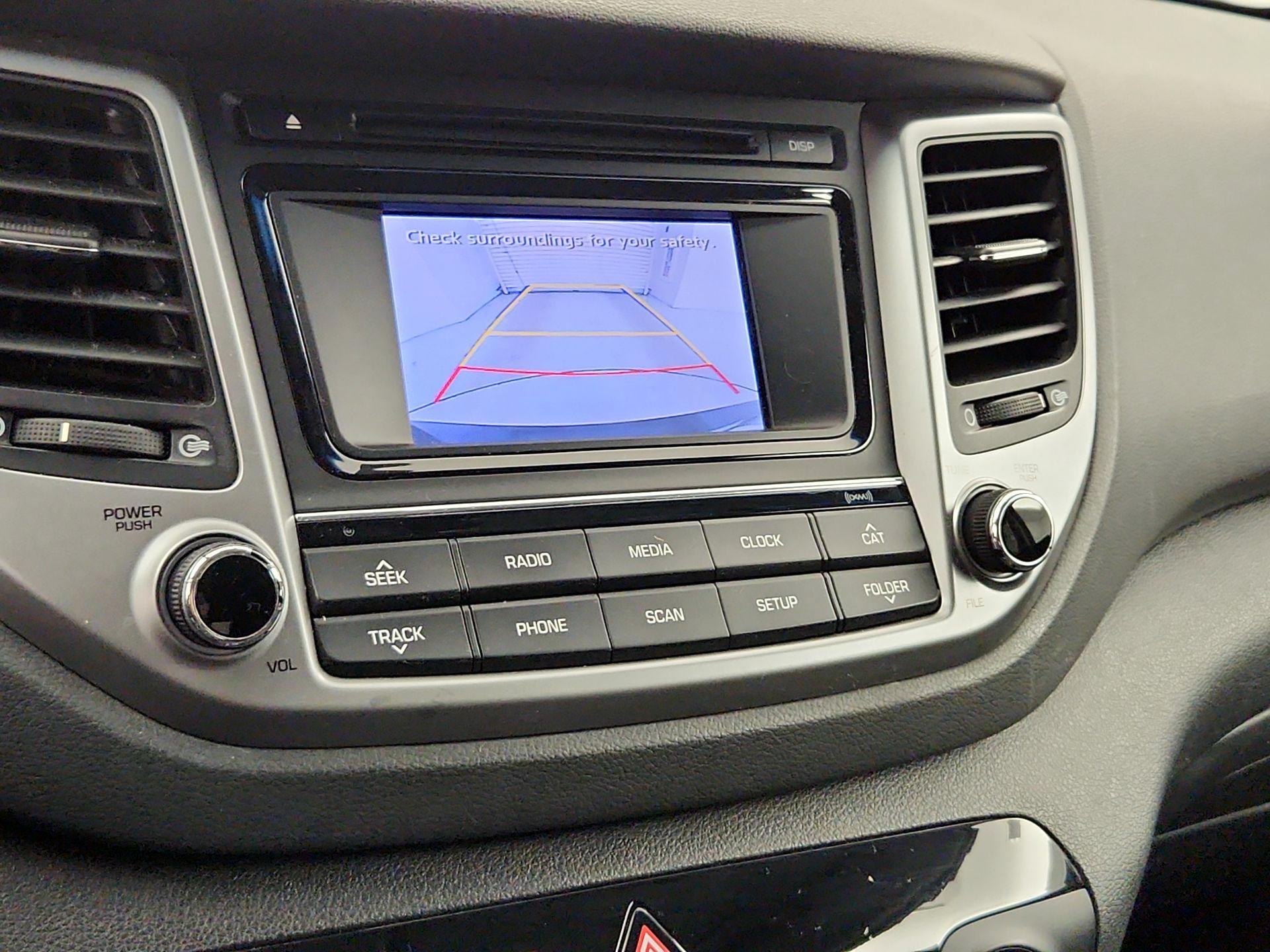 Thumbnail: 2016 Hyundai Tucson - 14