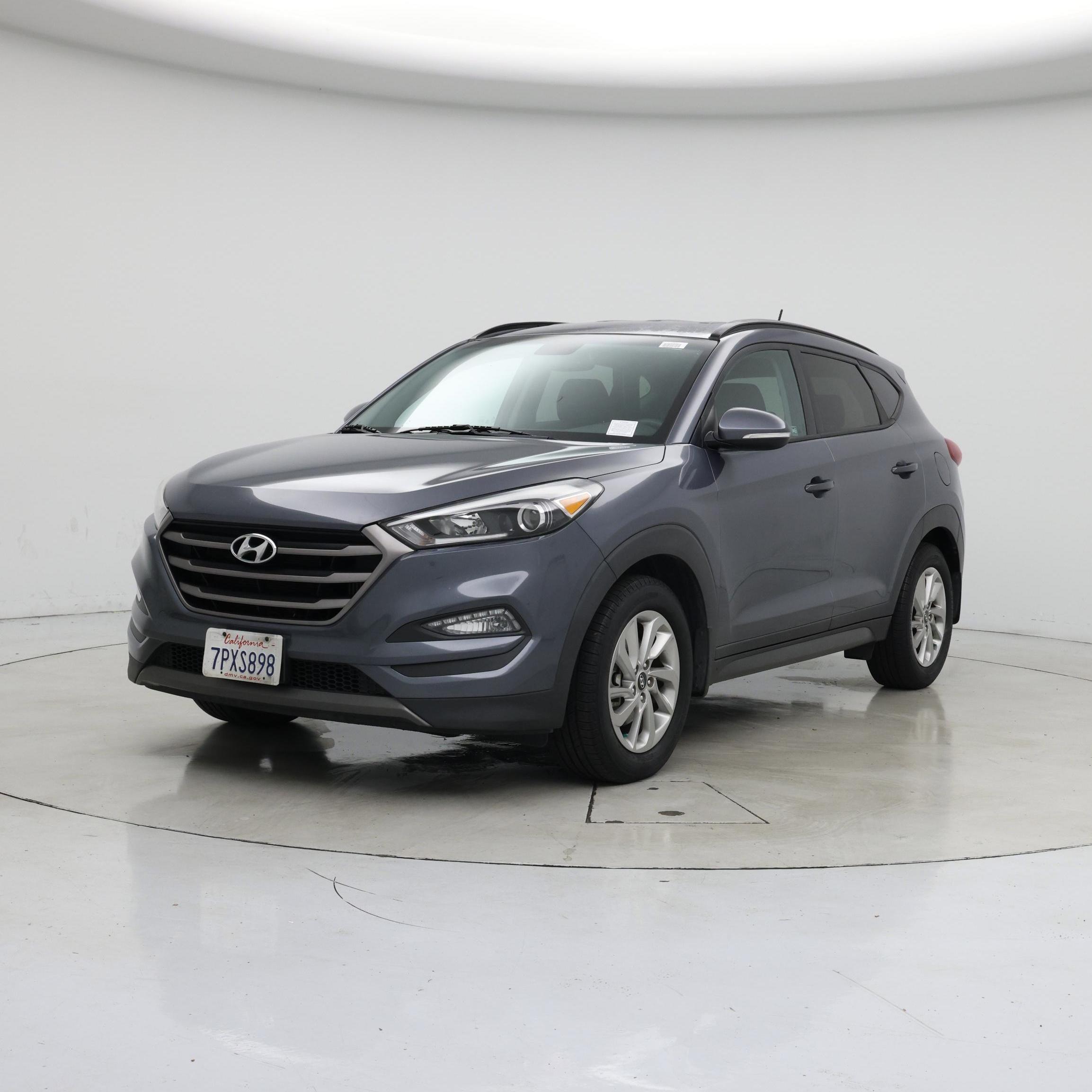 Thumbnail: 2016 Hyundai Tucson - 4
