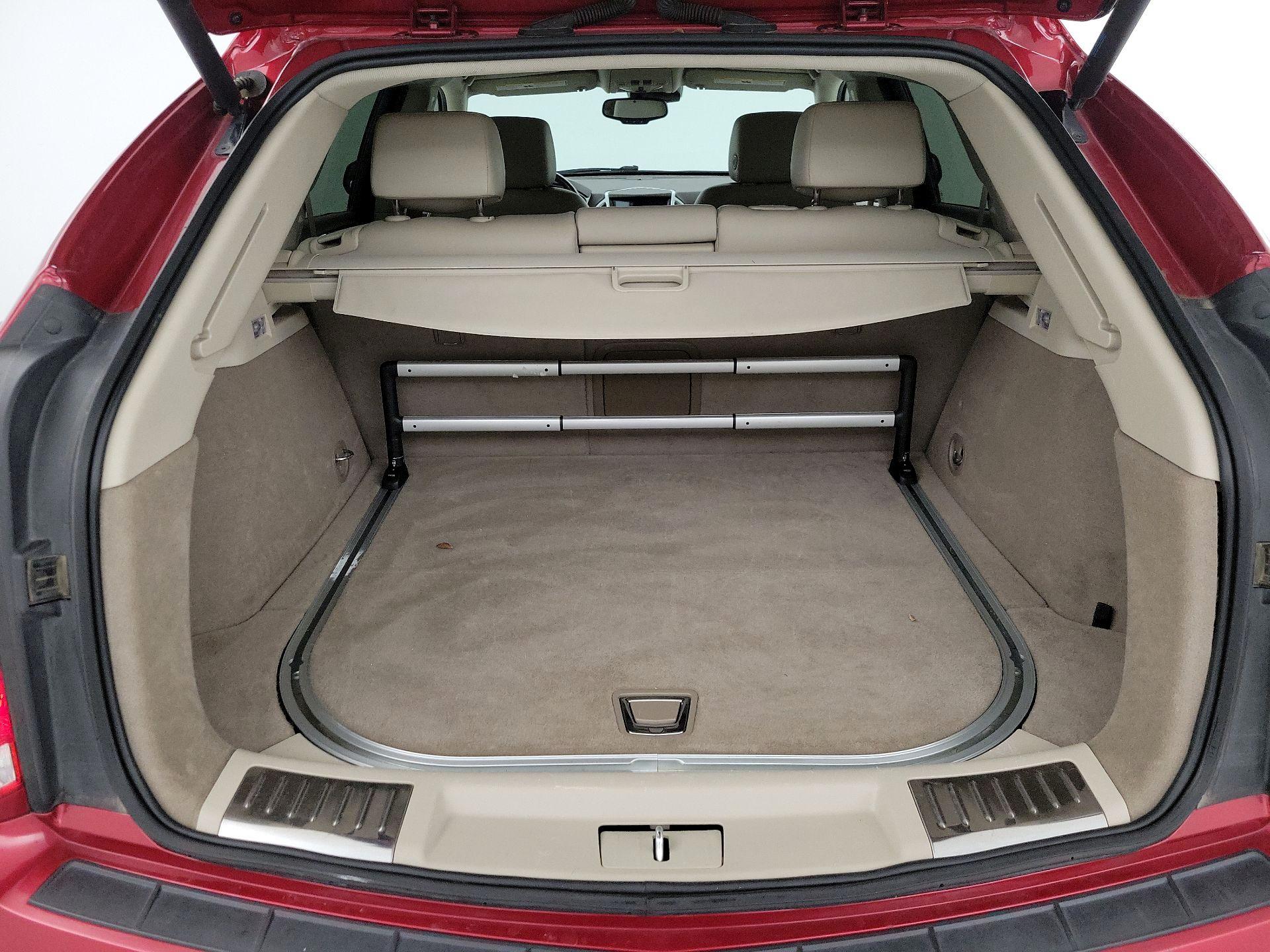 Thumbnail: 2016 Cadillac SRX - 18