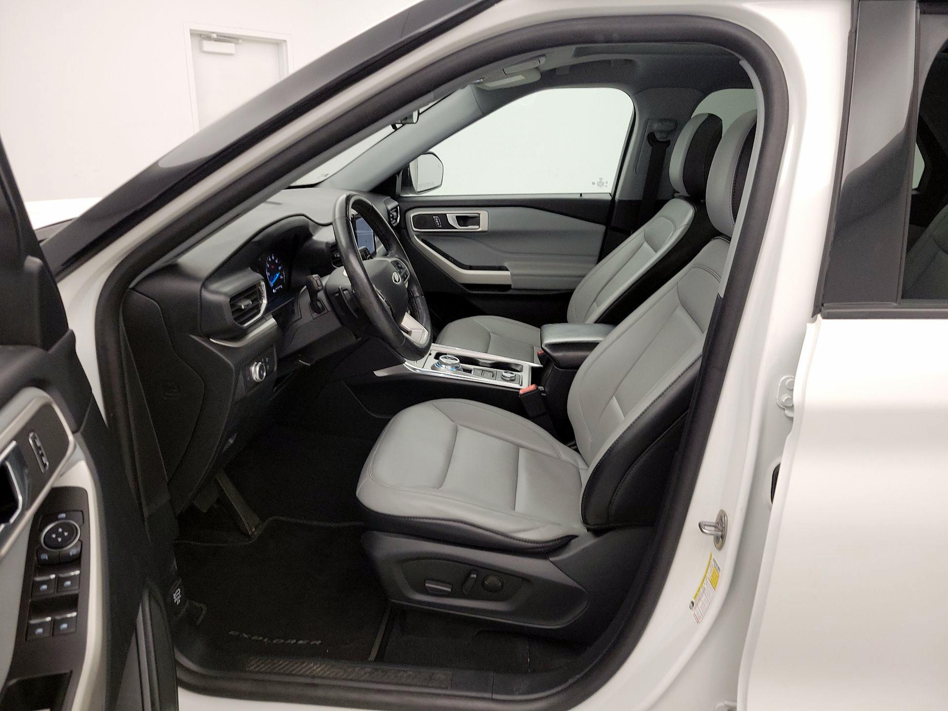 Thumbnail: 2021 Ford Explorer - 11