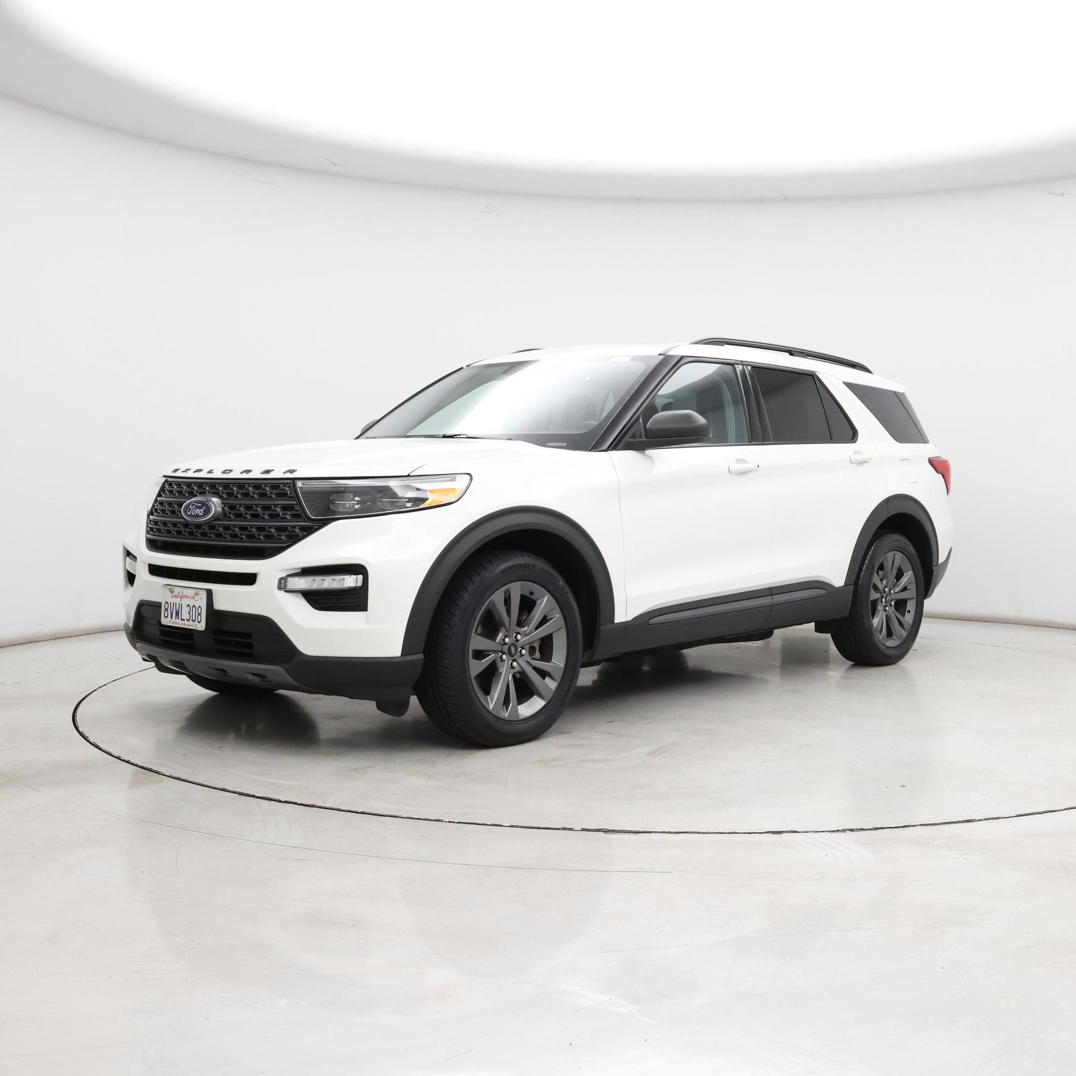 Thumbnail: 2021 Ford Explorer - 4