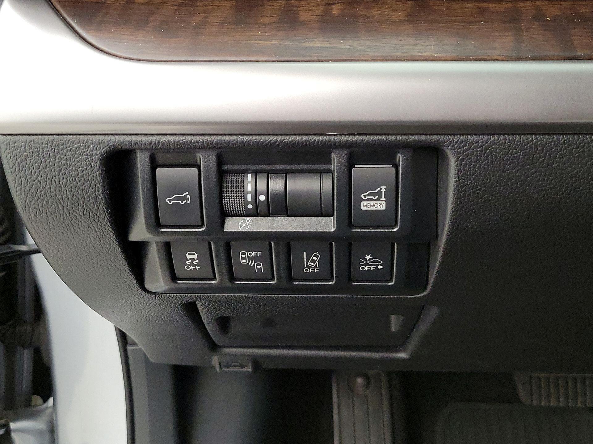 Thumbnail: 2018 Subaru Outback - 13