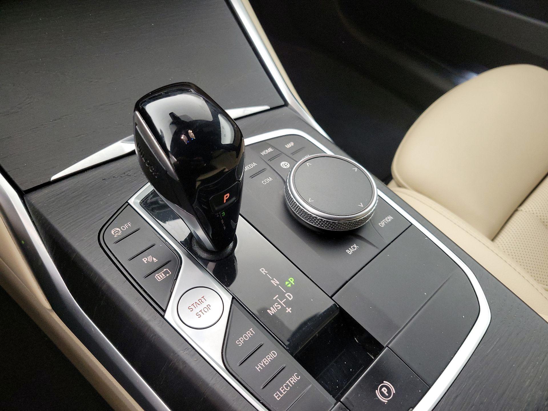 Thumbnail: 2022 BMW 3 Series - 18