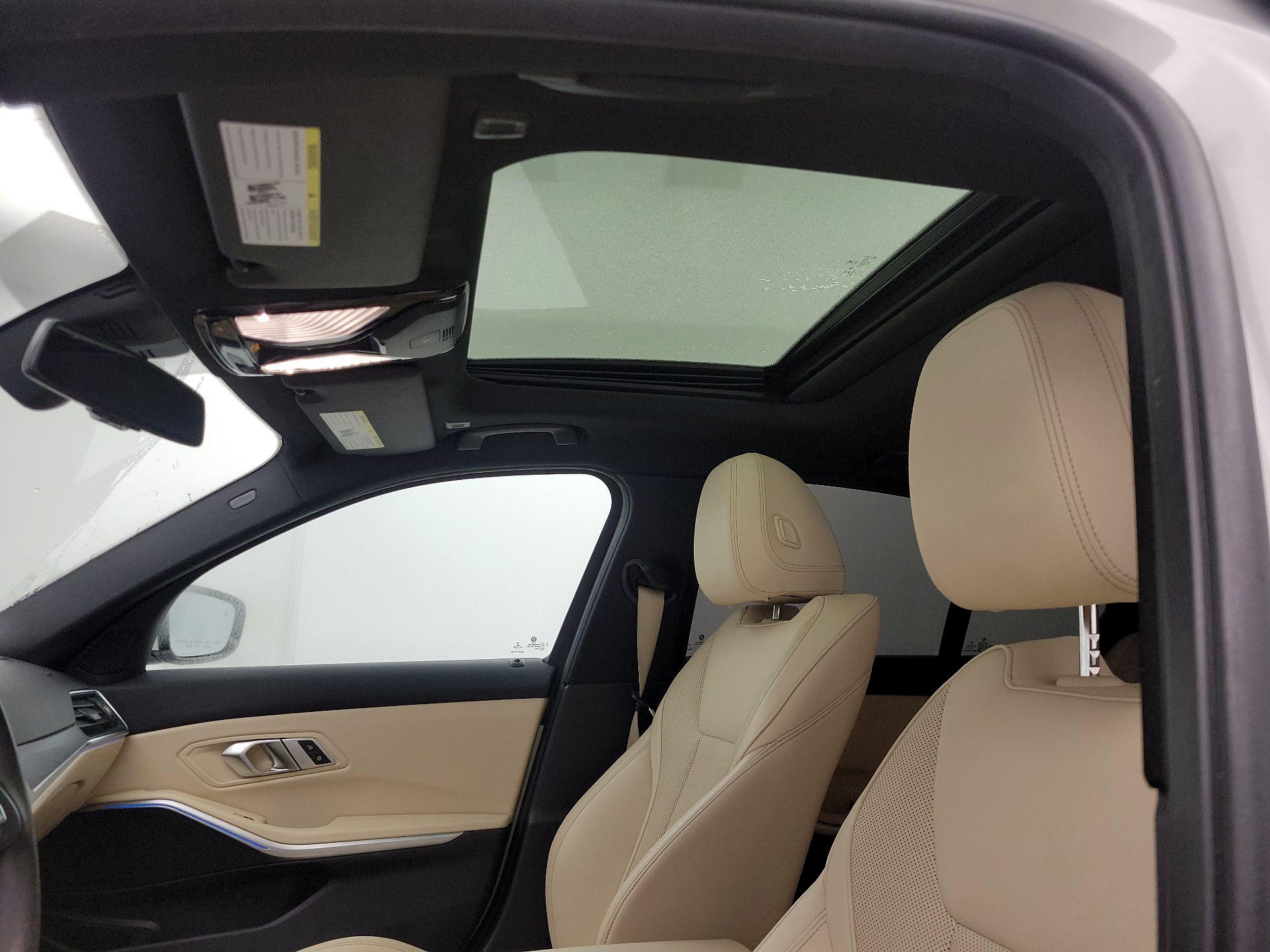 Thumbnail: 2022 BMW 3 Series - 19