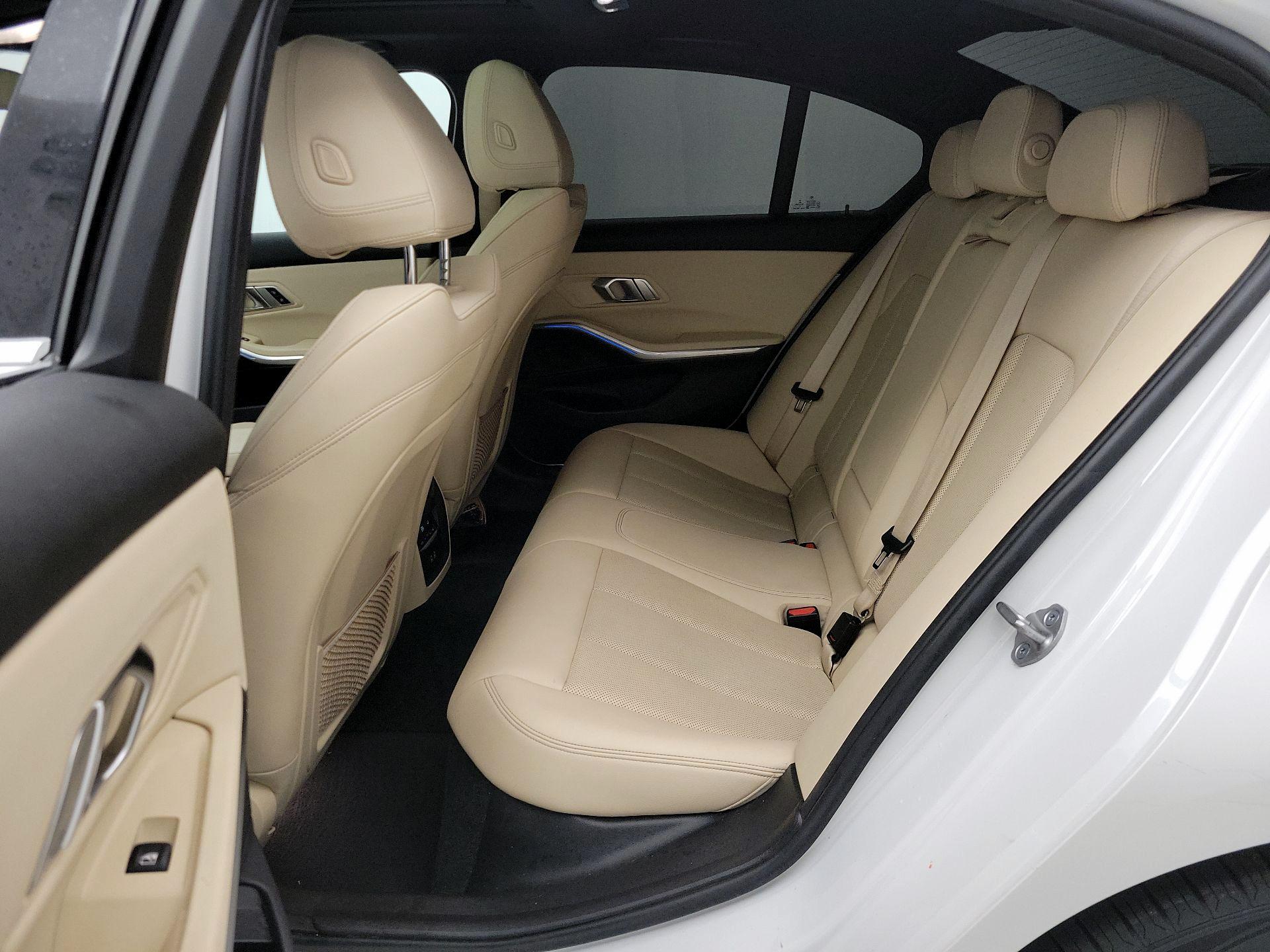 Thumbnail: 2022 BMW 3 Series - 20