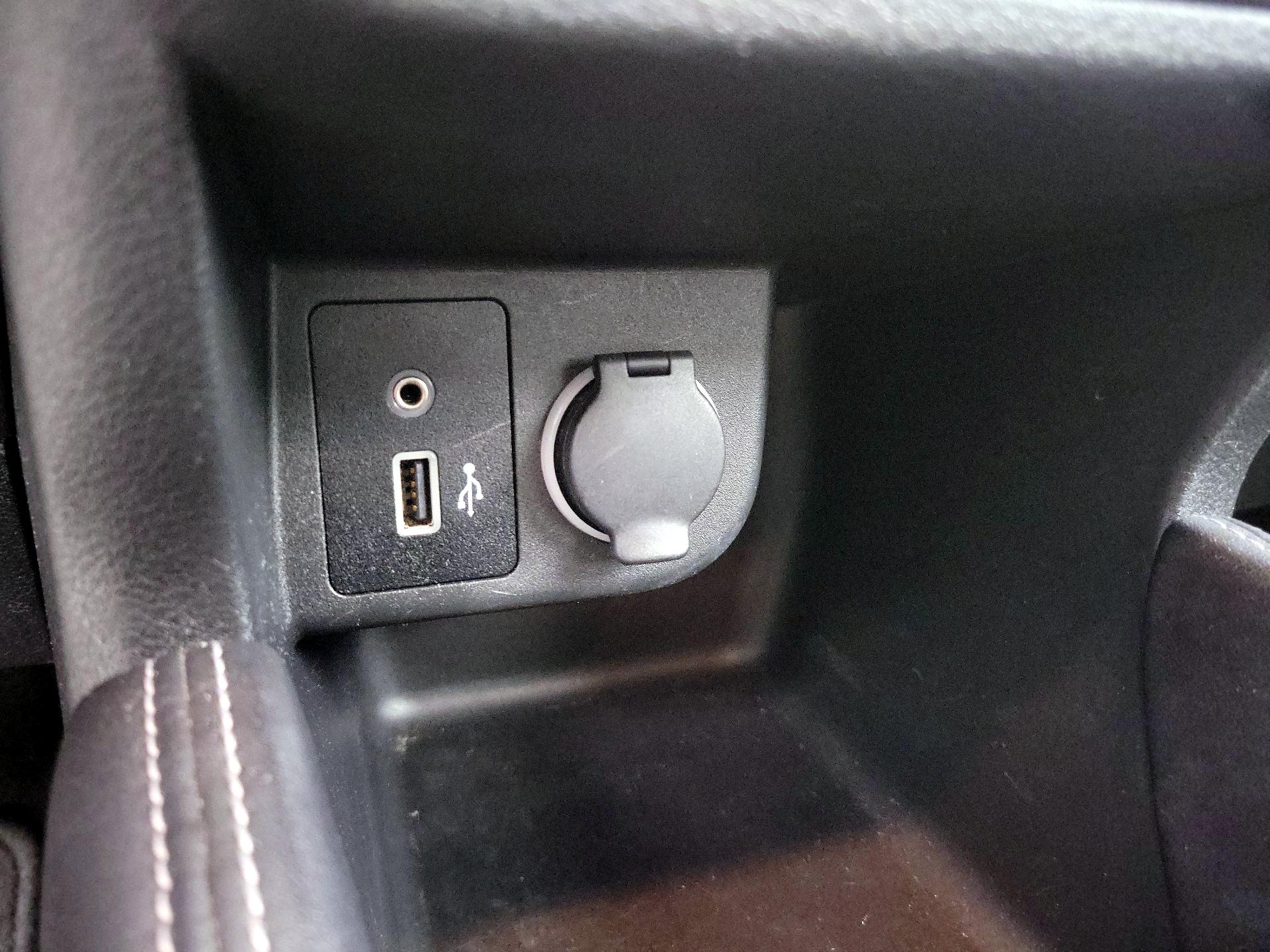 Thumbnail: 2020 Nissan Kicks - 17