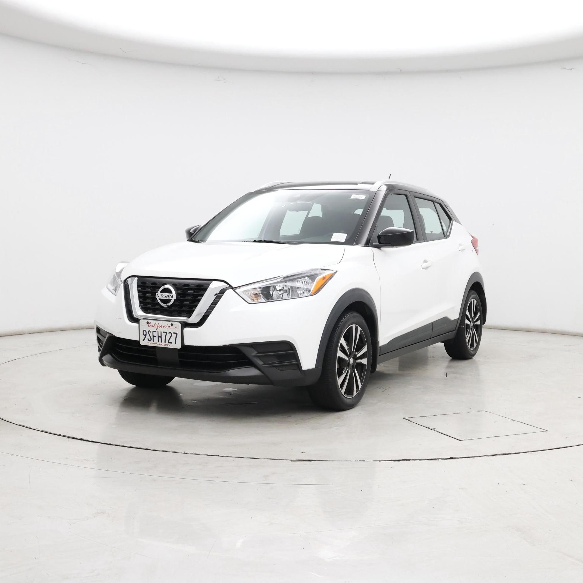Thumbnail: 2020 Nissan Kicks - 4