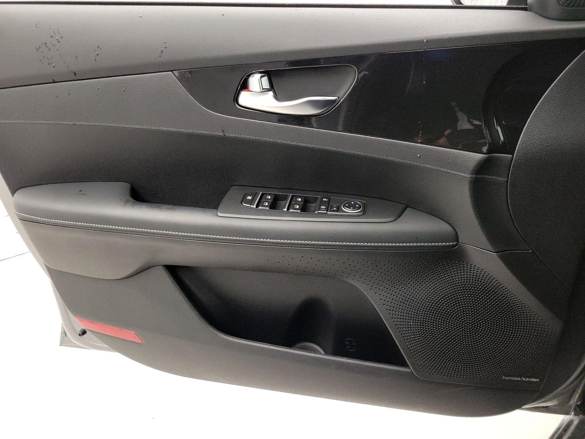 Thumbnail: 2024 Kia Forte - 12