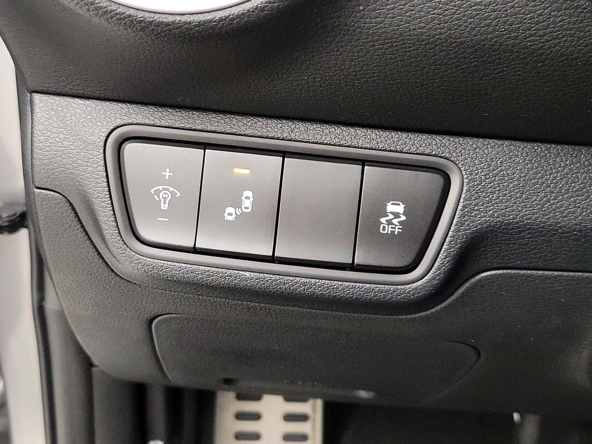 Thumbnail: 2024 Kia Forte - 13