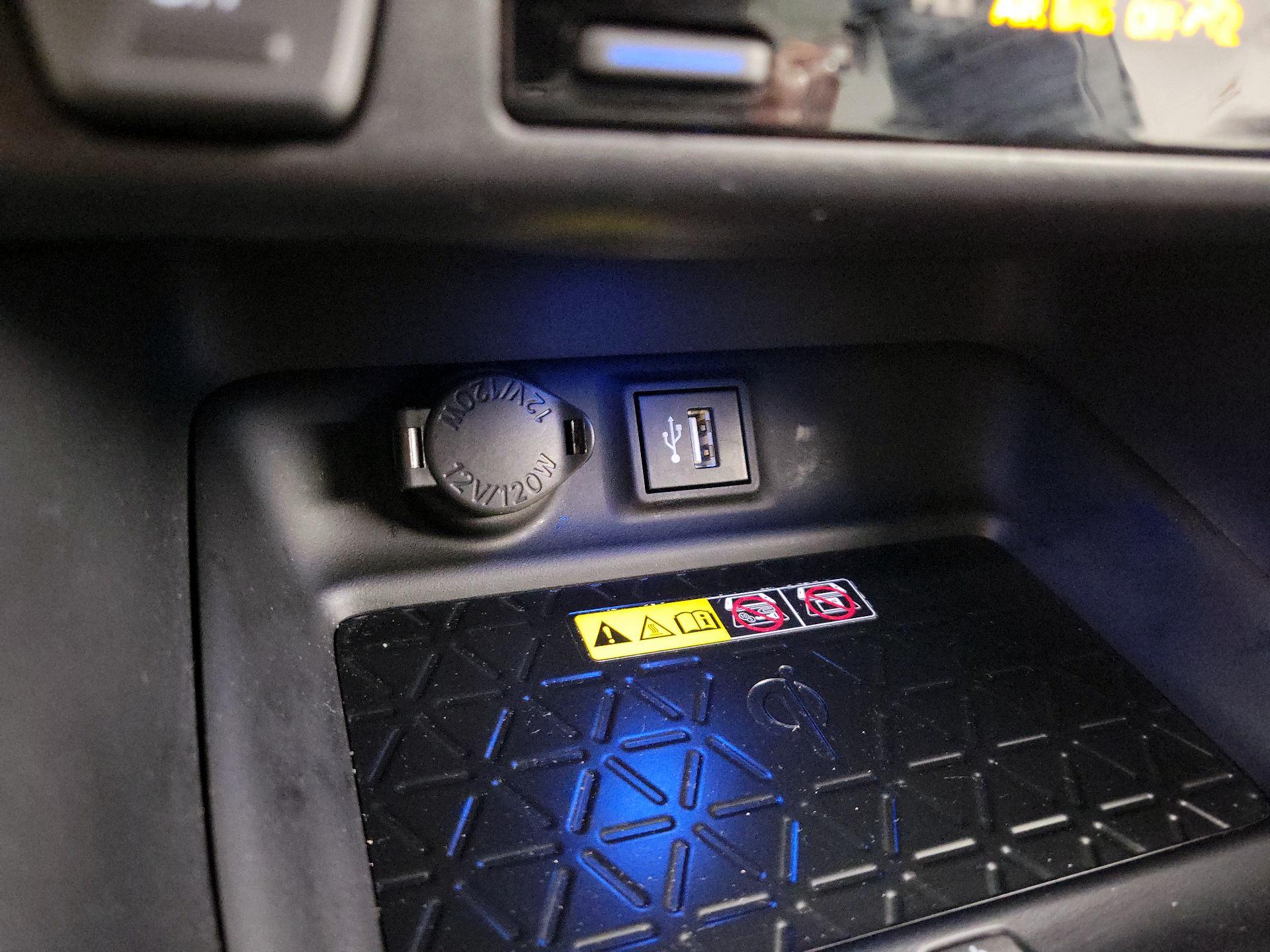 Thumbnail: 2024 Toyota RAV4 - 18