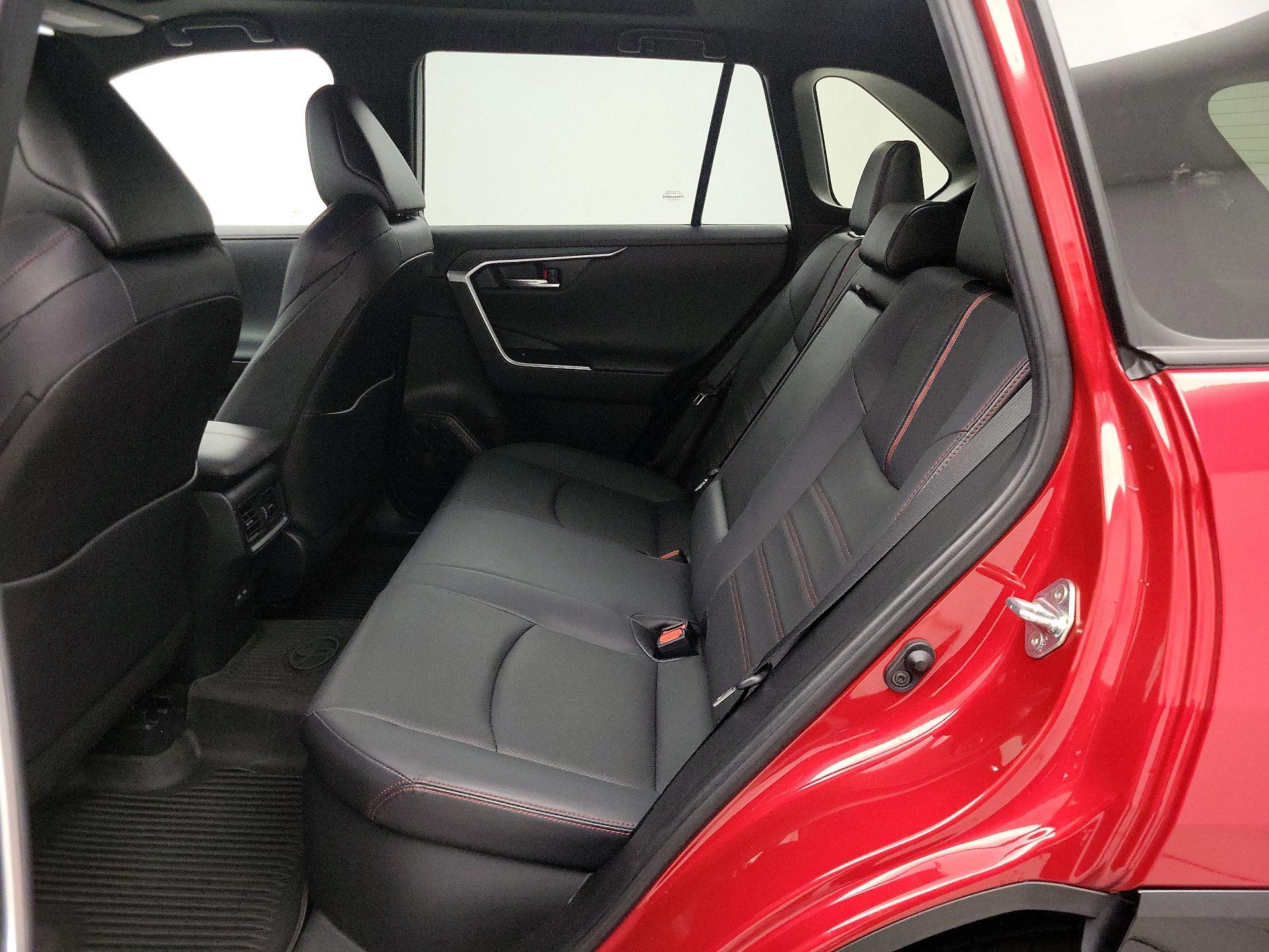 Thumbnail: 2024 Toyota RAV4 - 20