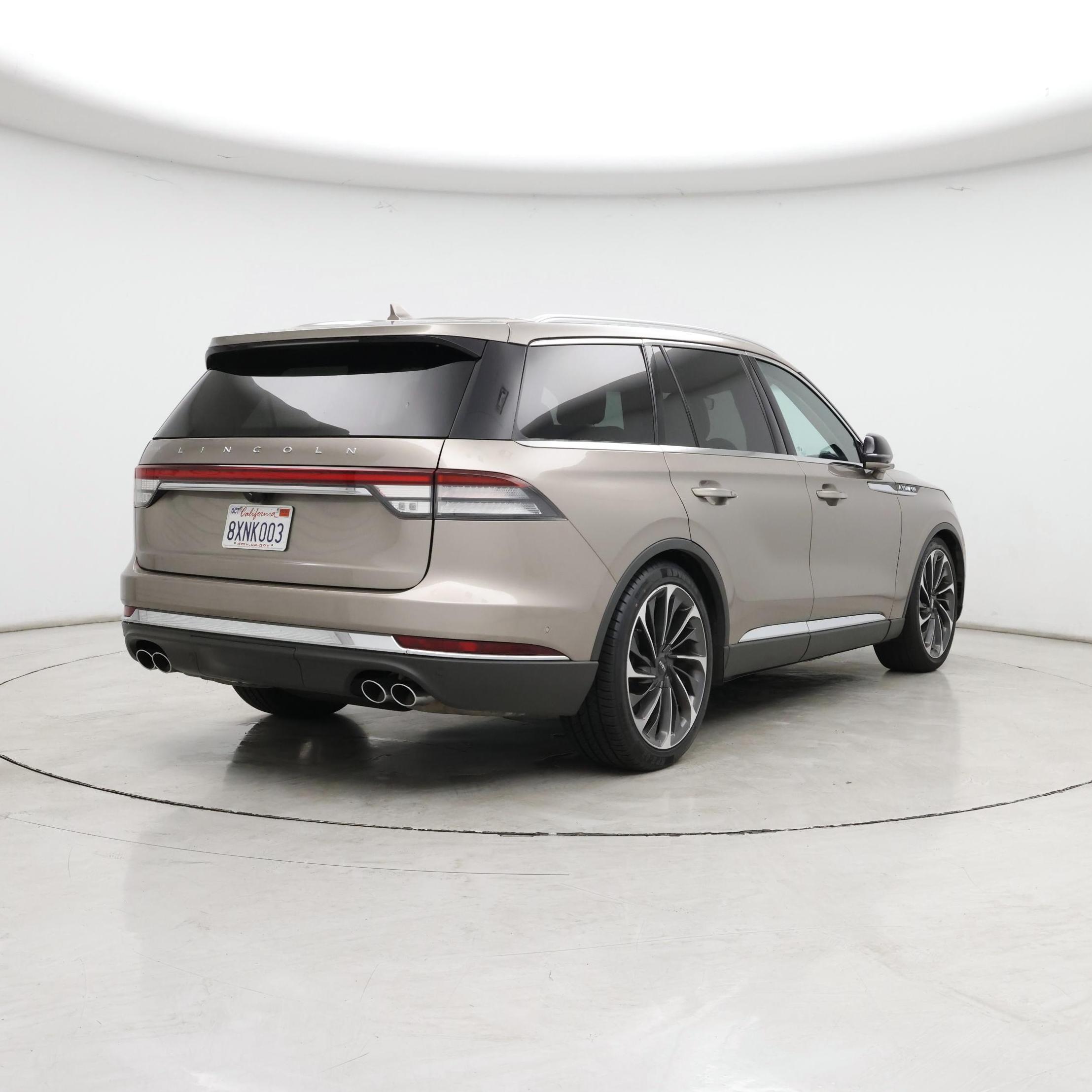 Thumbnail: 2020 Lincoln Aviator - 8