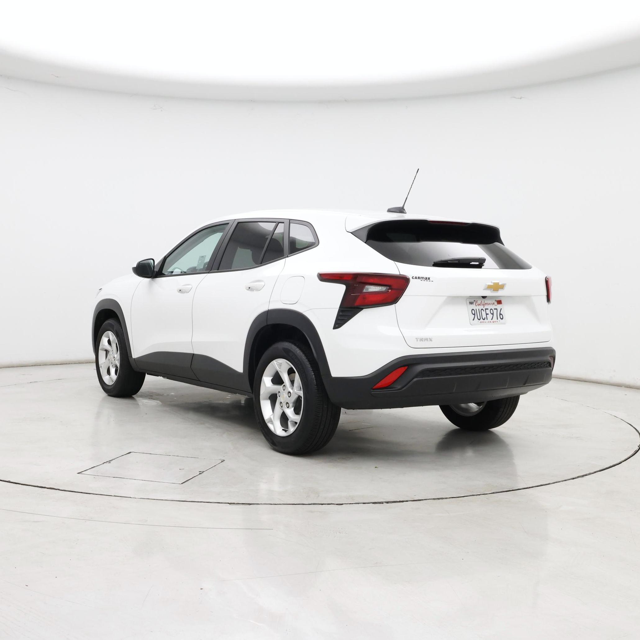 Thumbnail: 2025 Chevrolet Trax - 2