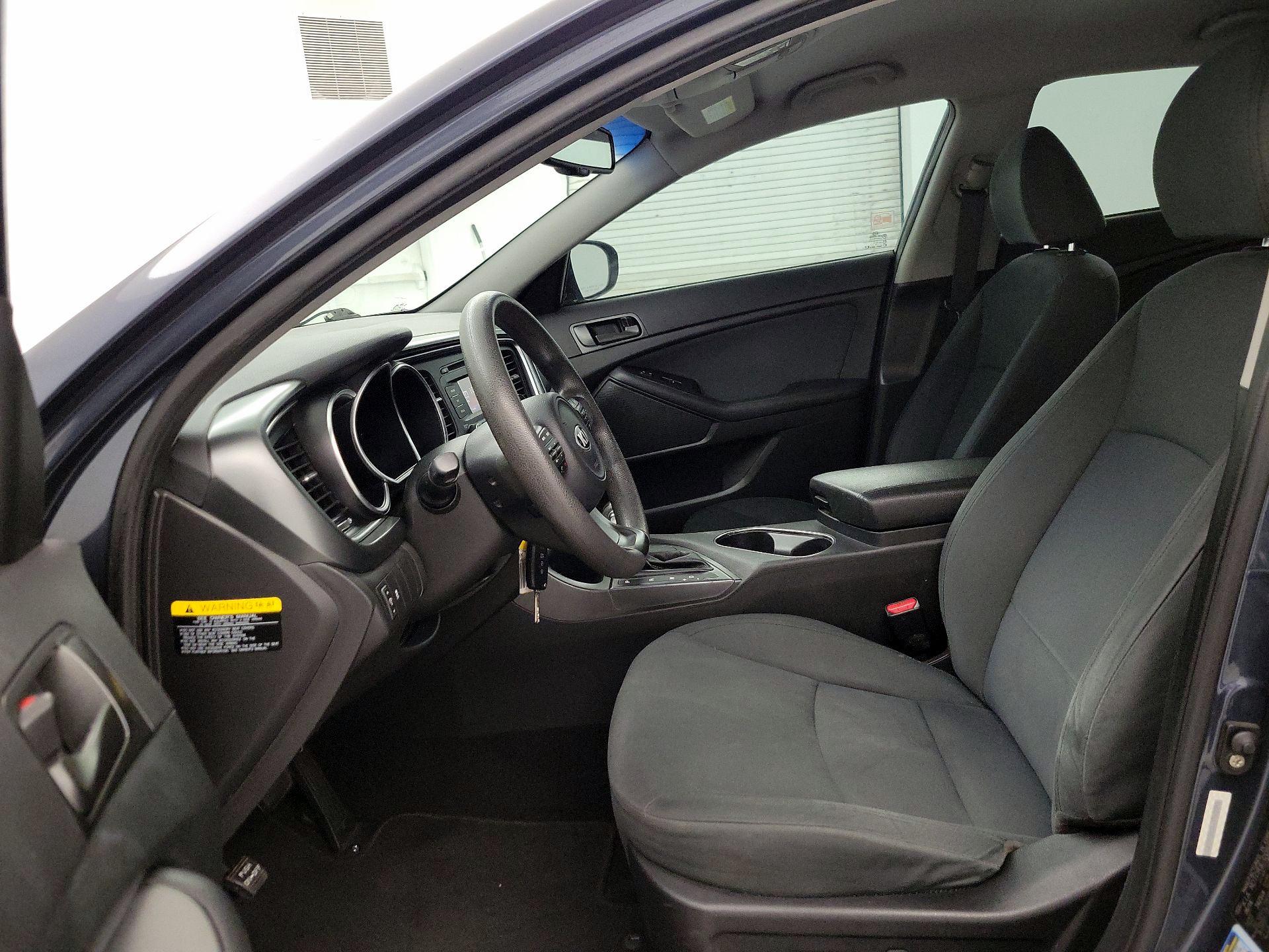 Thumbnail: 2015 Kia Optima - 11