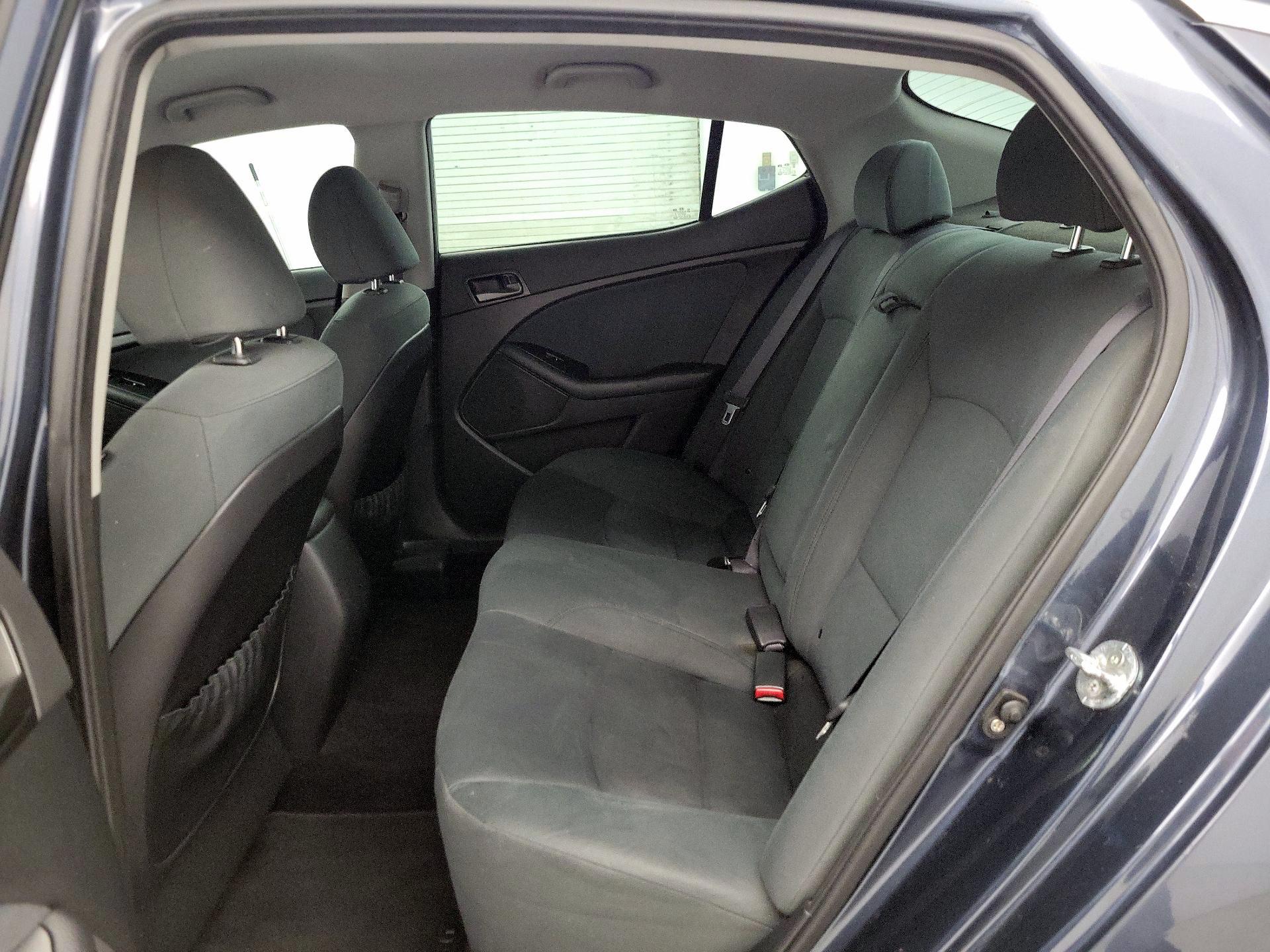 Thumbnail: 2015 Kia Optima - 19