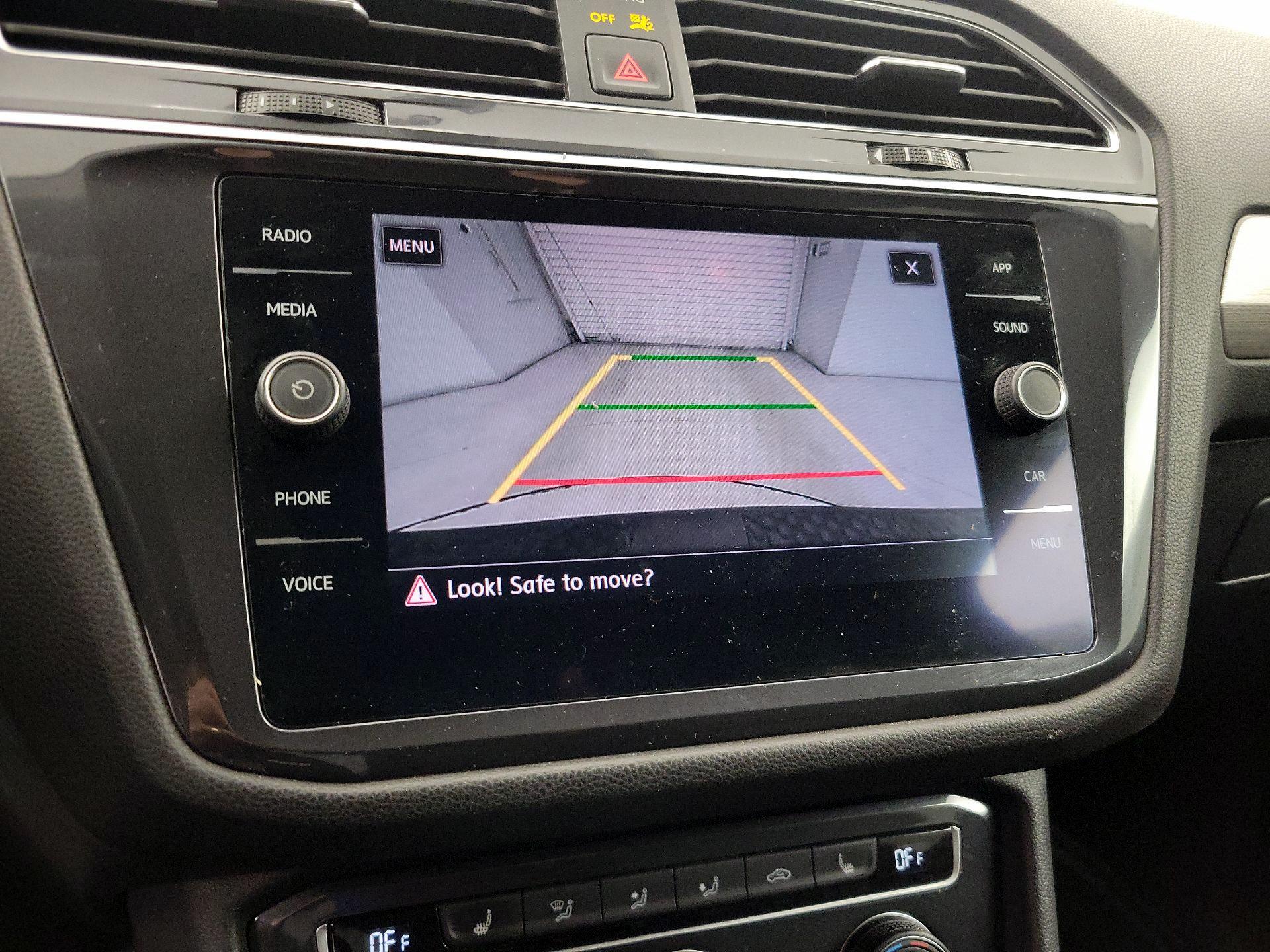 Thumbnail: 2020 Volkswagen Tiguan - 14