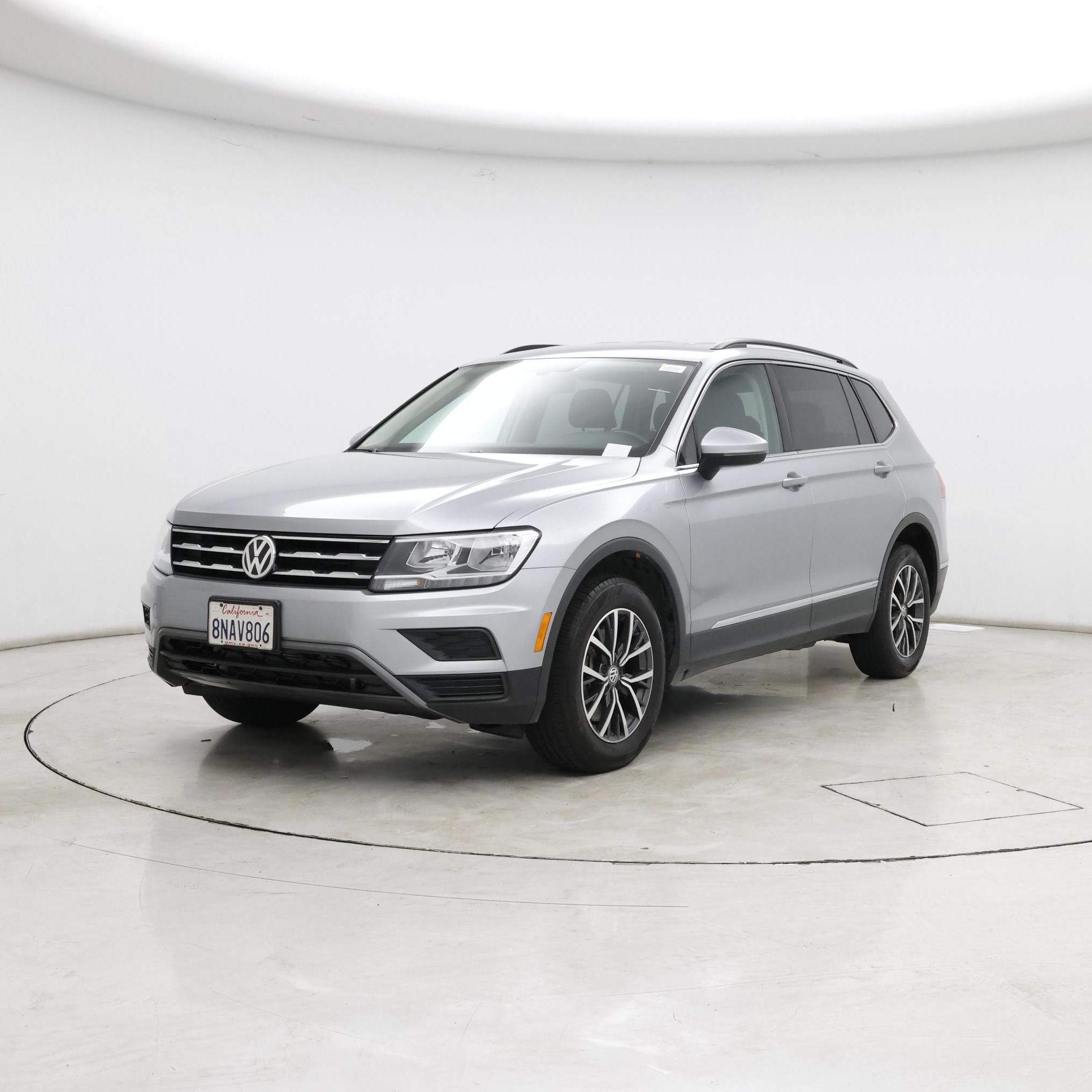 Thumbnail: 2020 Volkswagen Tiguan - 4