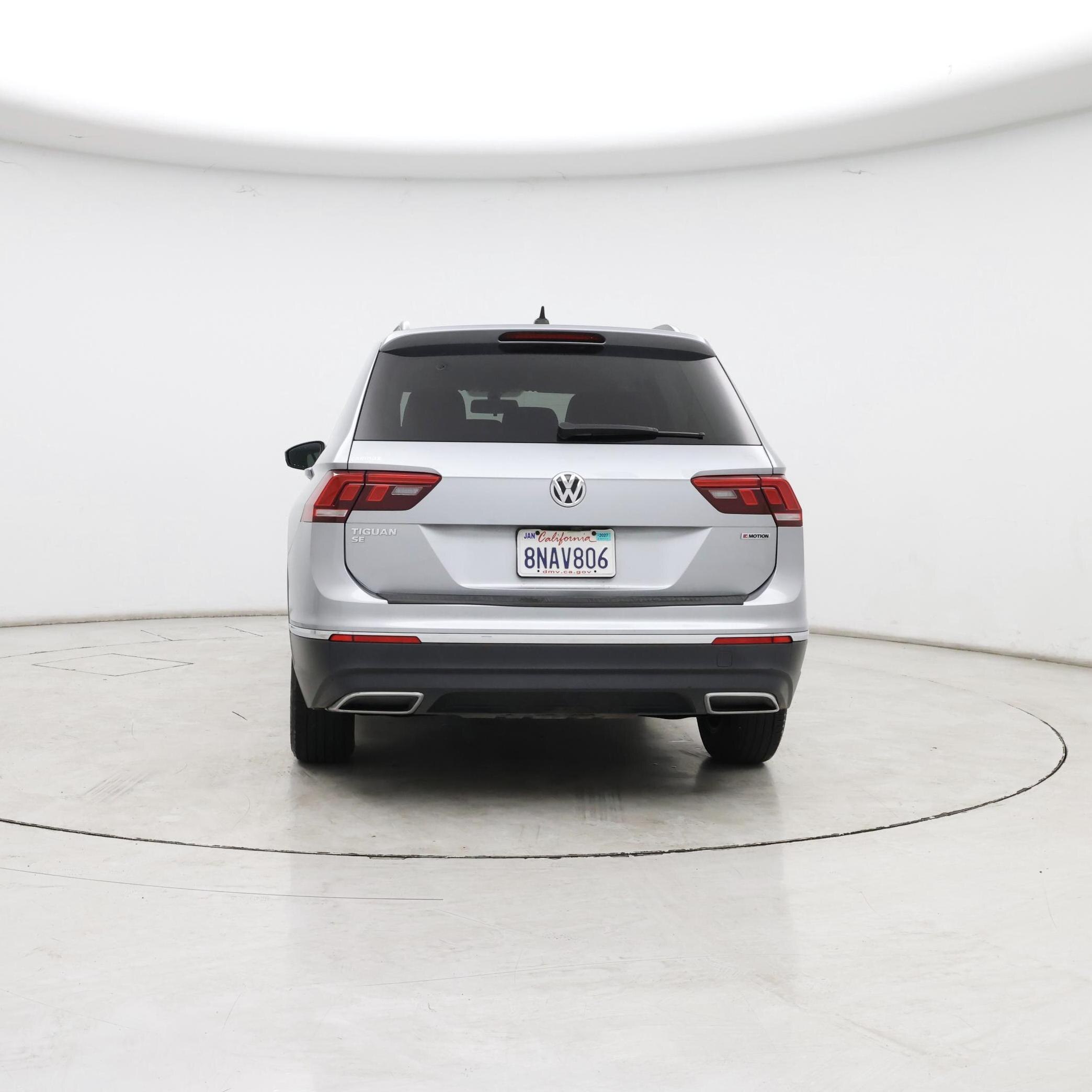 Thumbnail: 2020 Volkswagen Tiguan - 6