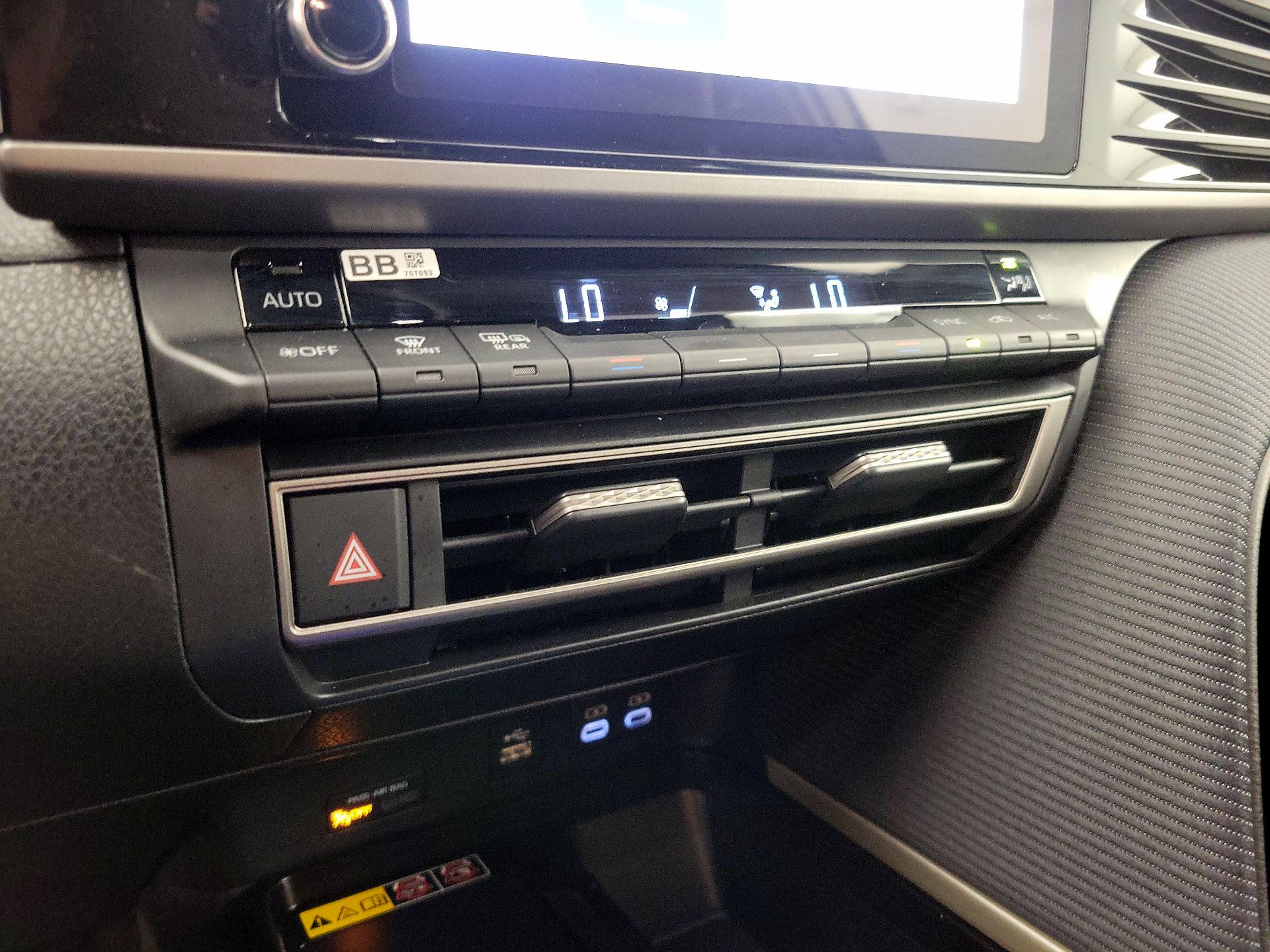 Thumbnail: 2025 Toyota Camry - 16