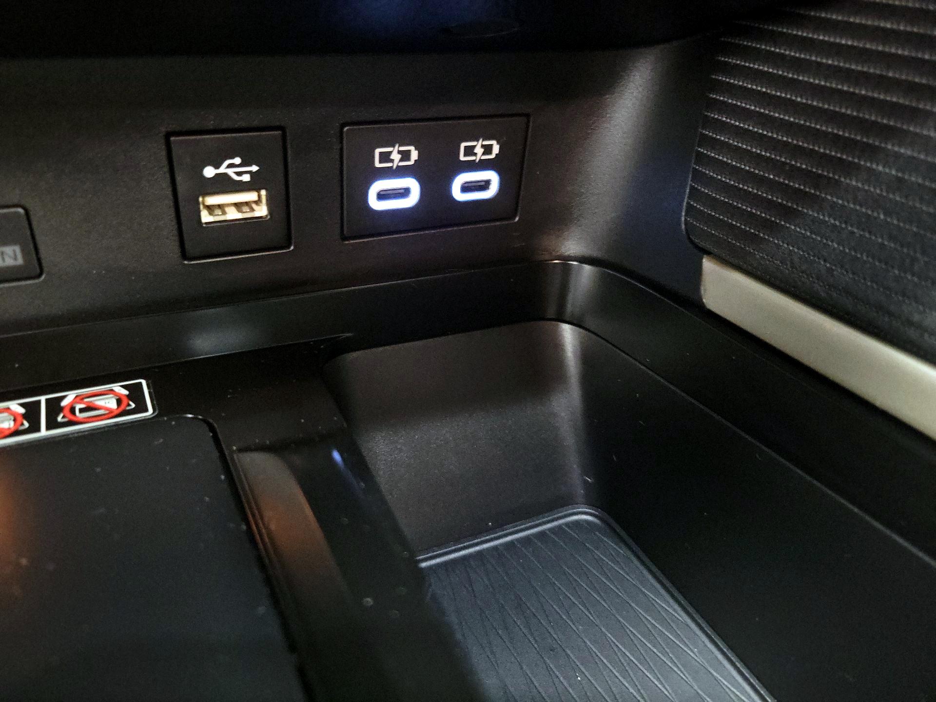 Thumbnail: 2025 Toyota Camry - 18