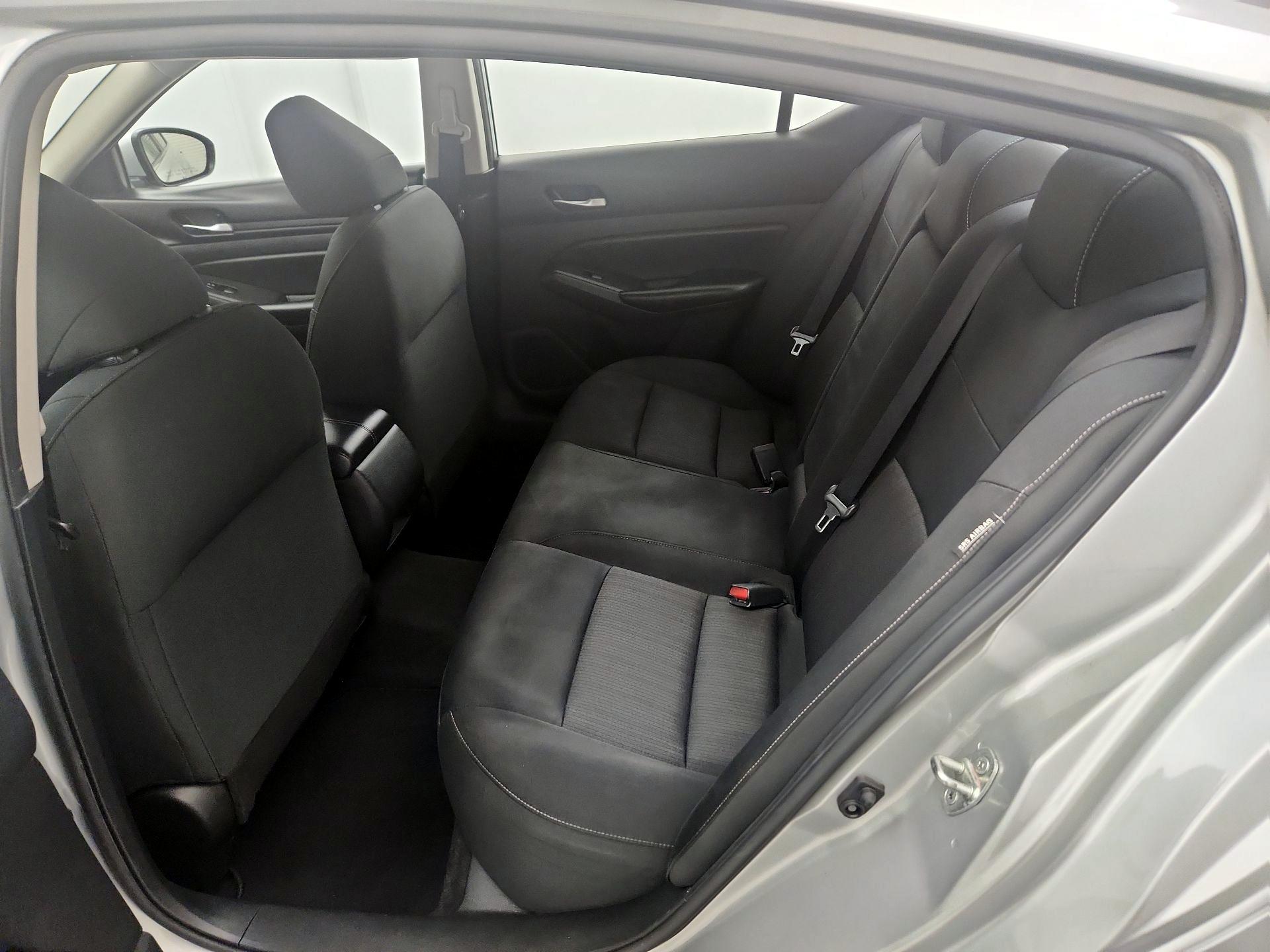 Thumbnail: 2021 Nissan Altima - 19