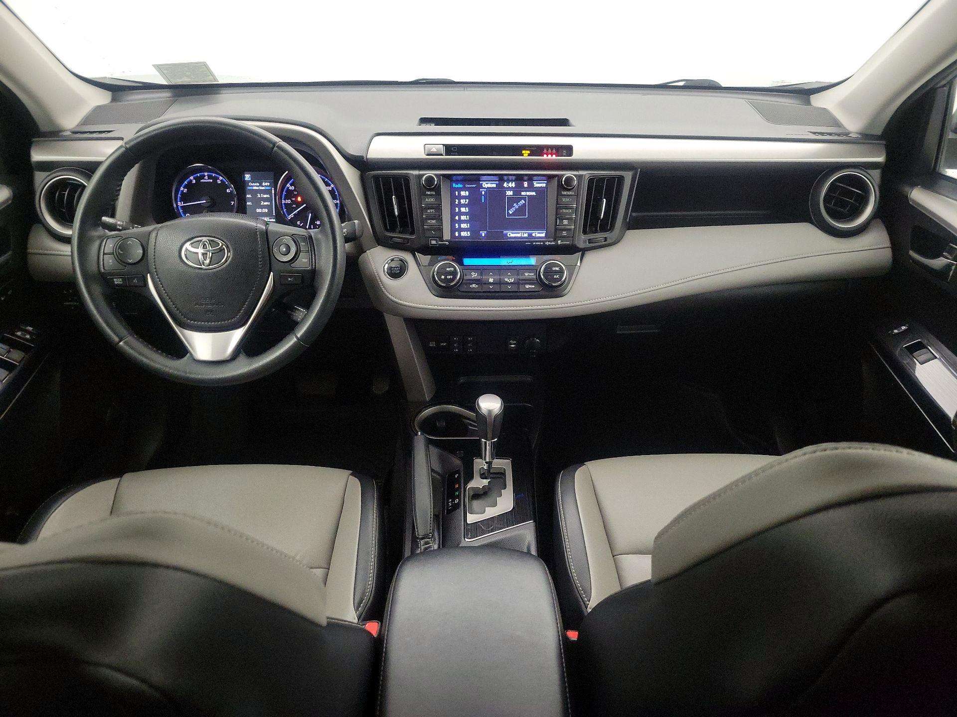 Thumbnail: 2017 Toyota RAV4 - 9