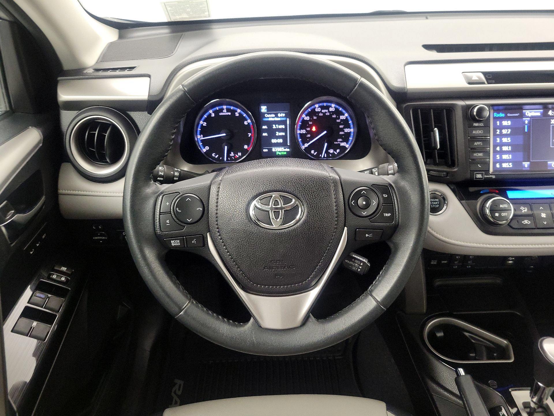 Thumbnail: 2017 Toyota RAV4 - 10