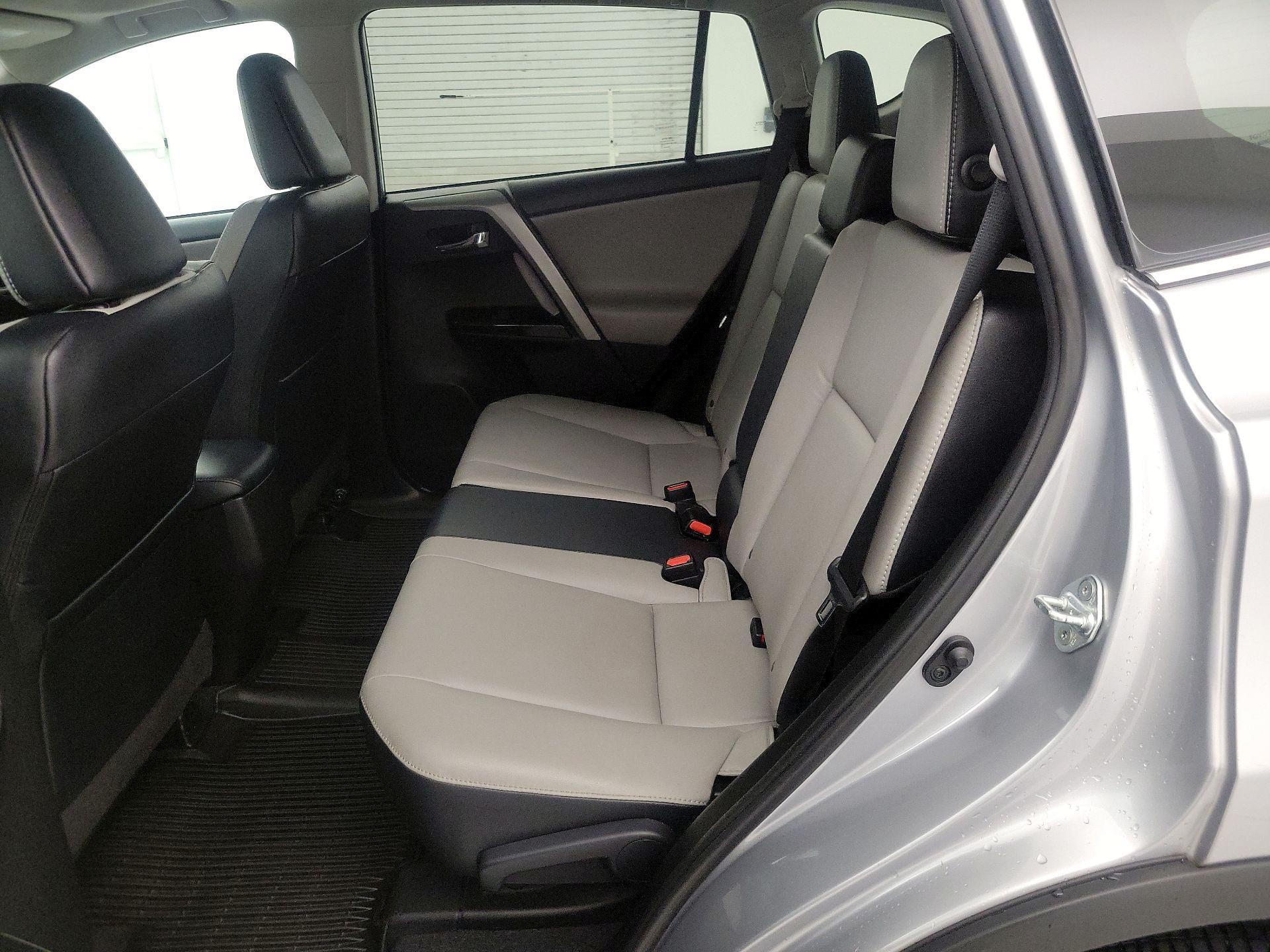 Thumbnail: 2017 Toyota RAV4 - 19