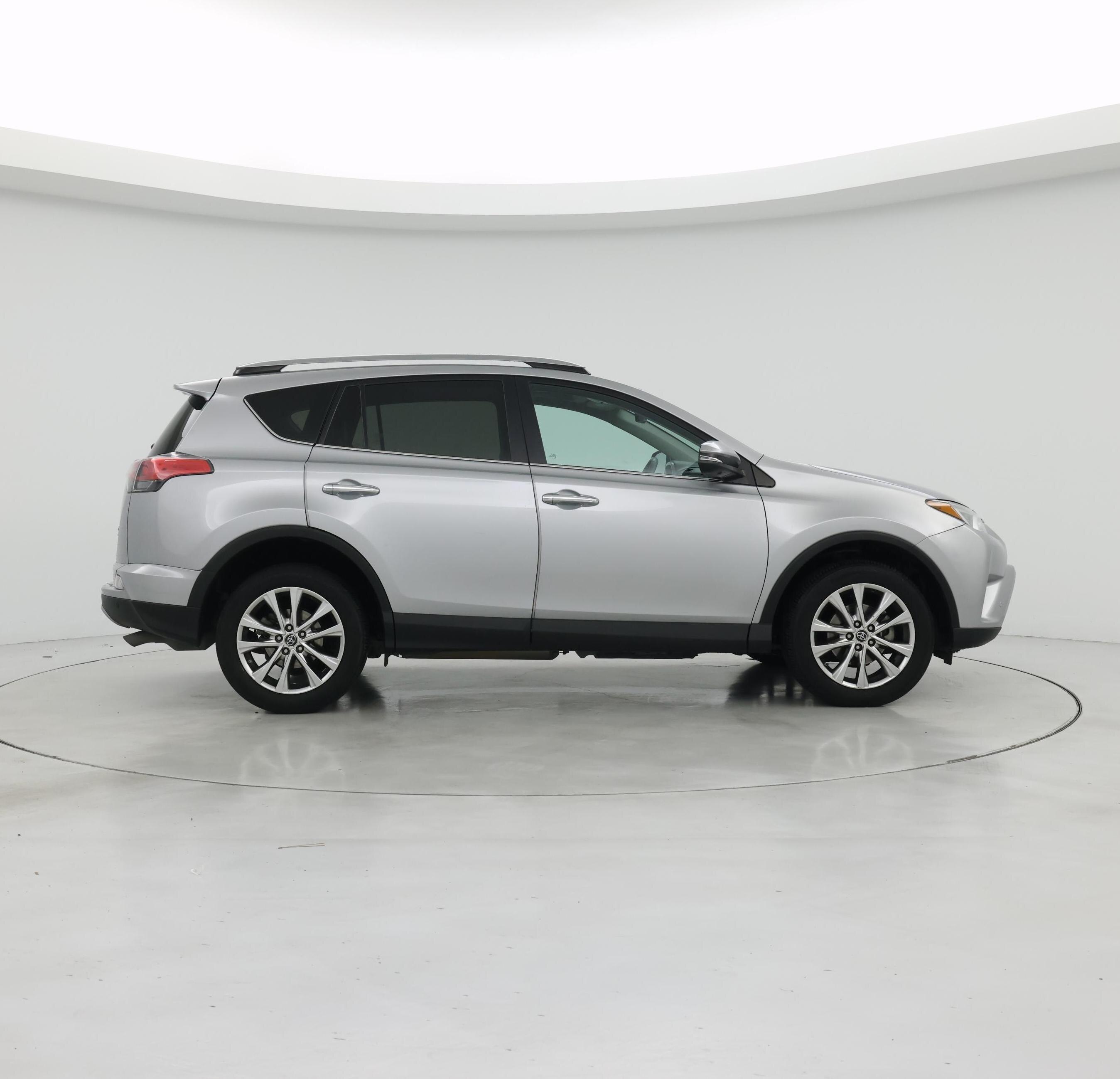 Thumbnail: 2017 Toyota RAV4 - 7