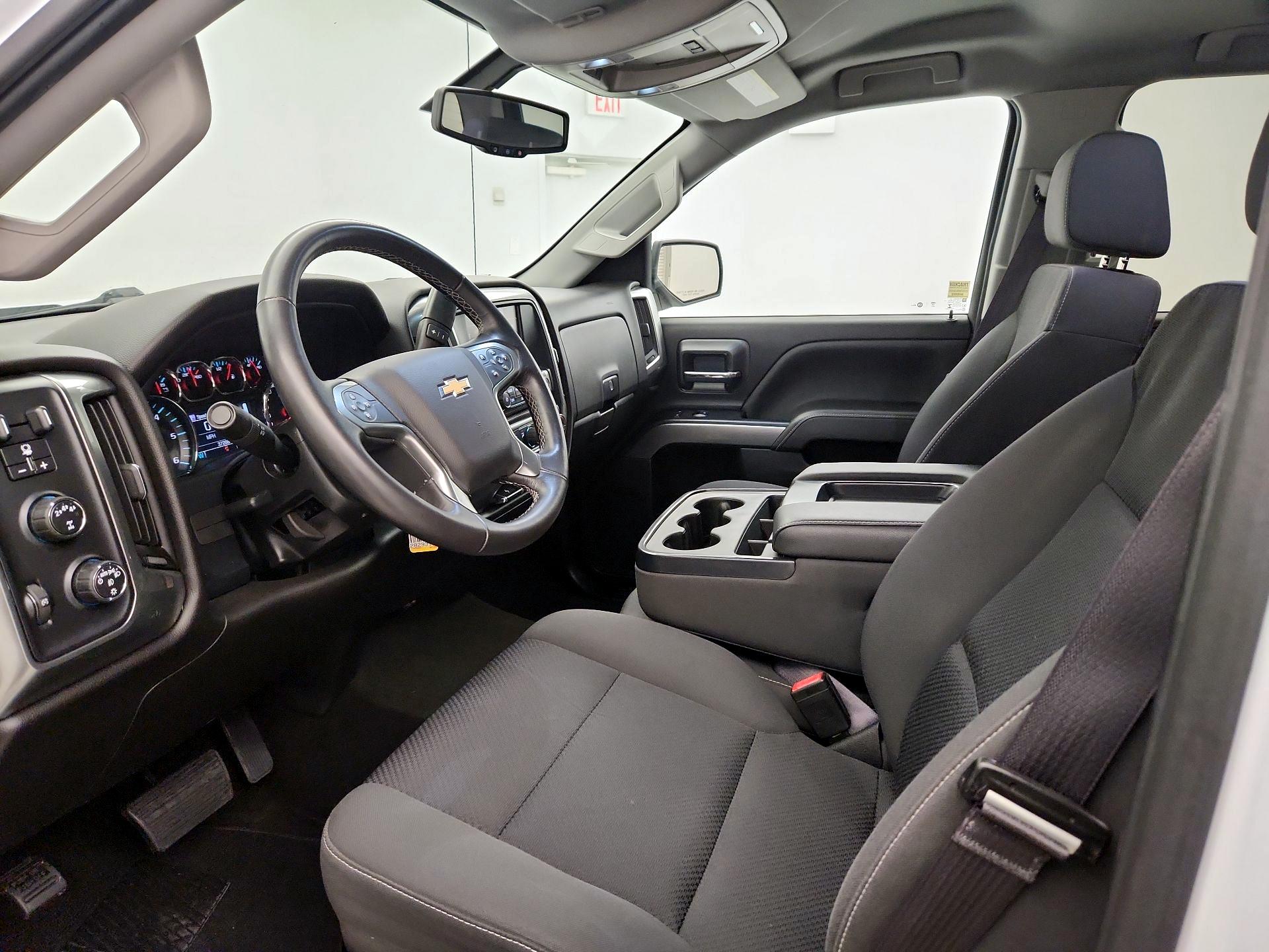 Thumbnail: 2017 Chevrolet Silverado 2500 - 11