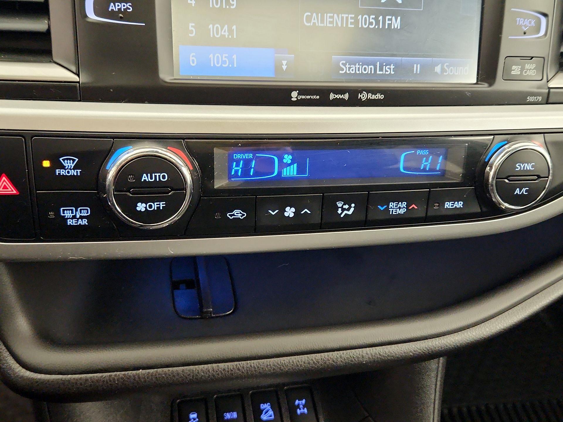 Thumbnail: 2018 Toyota Highlander - 17