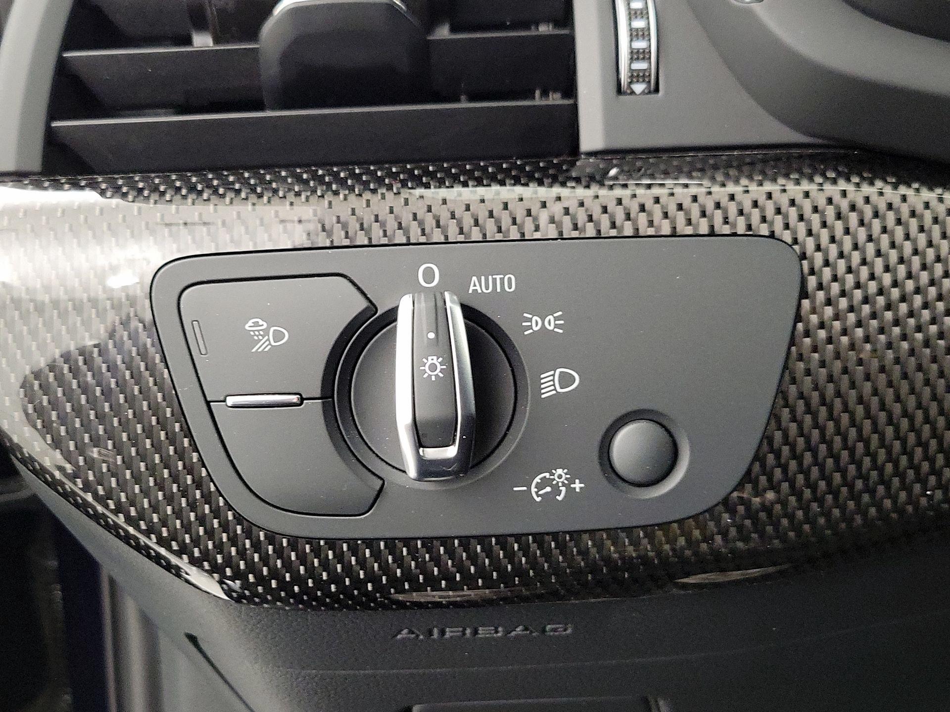 Thumbnail: 2019 Audi S4 - 13