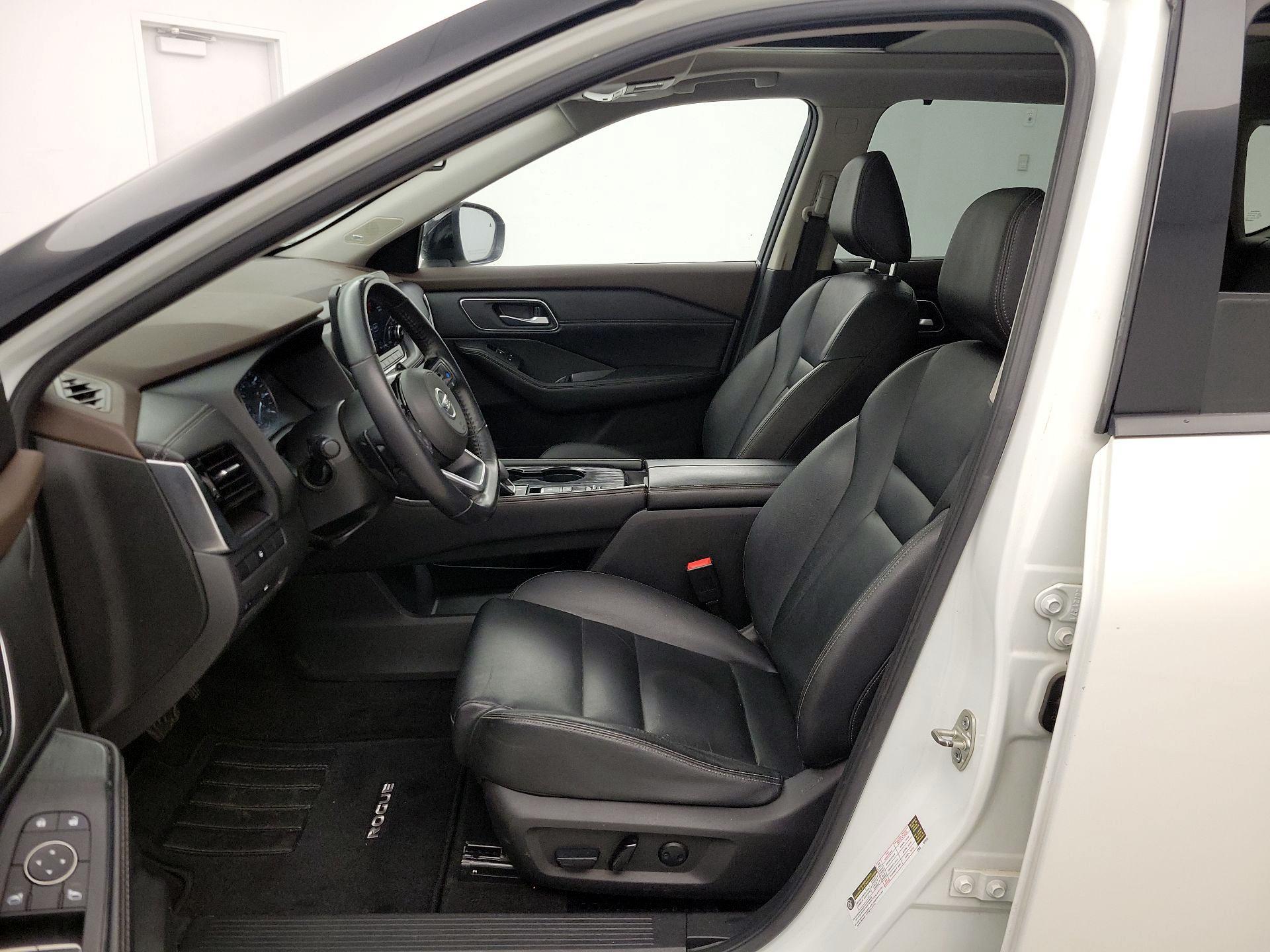 Thumbnail: 2021 Nissan Rogue - 11