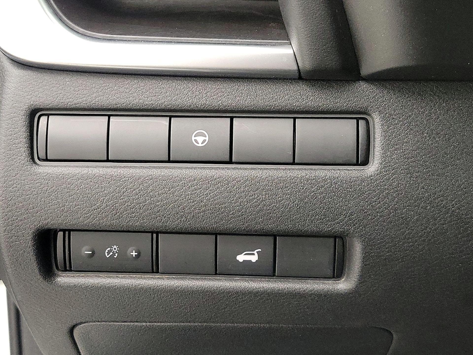 Thumbnail: 2021 Nissan Rogue - 13