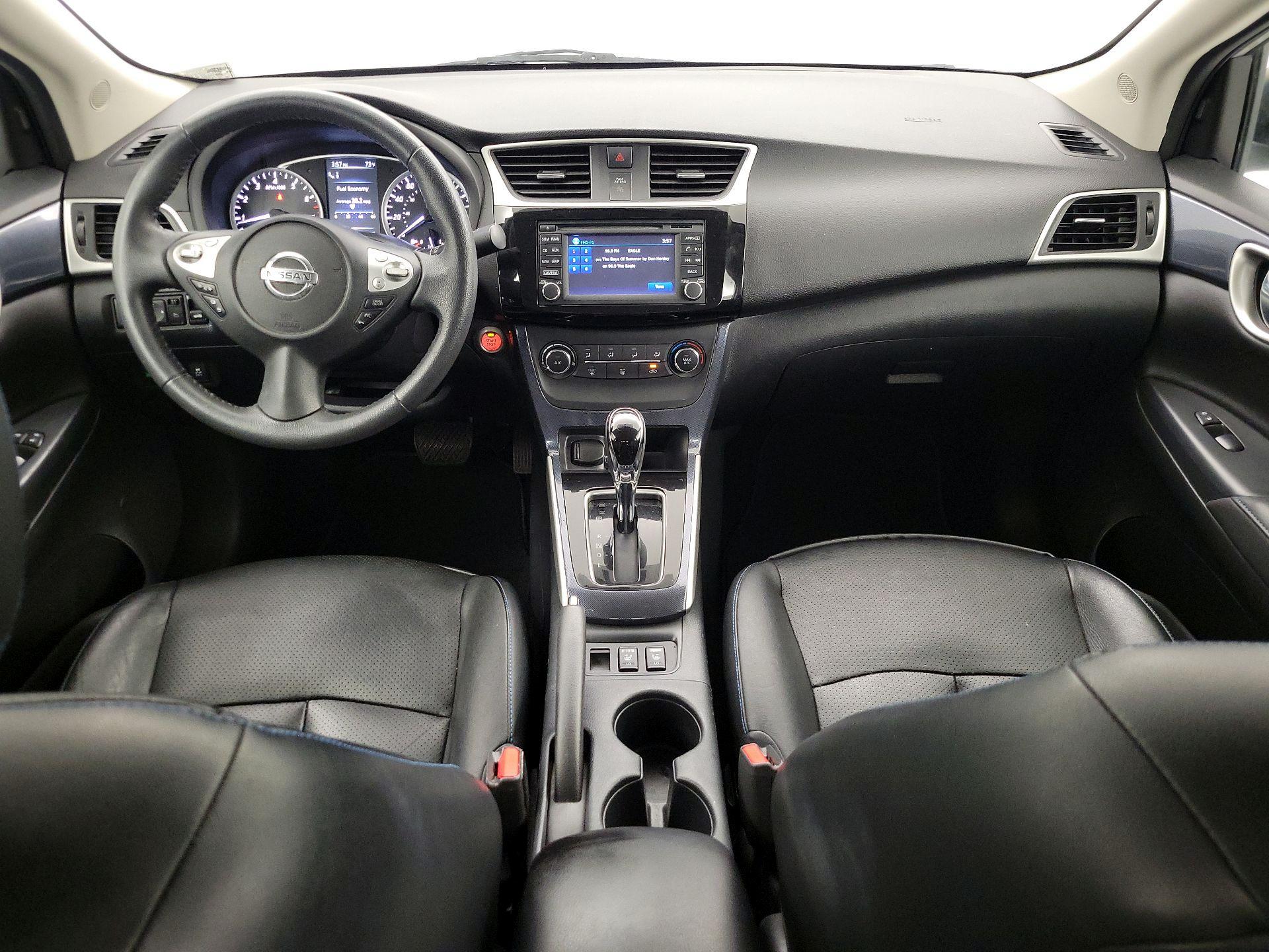 Thumbnail: 2016 Nissan Sentra - 9