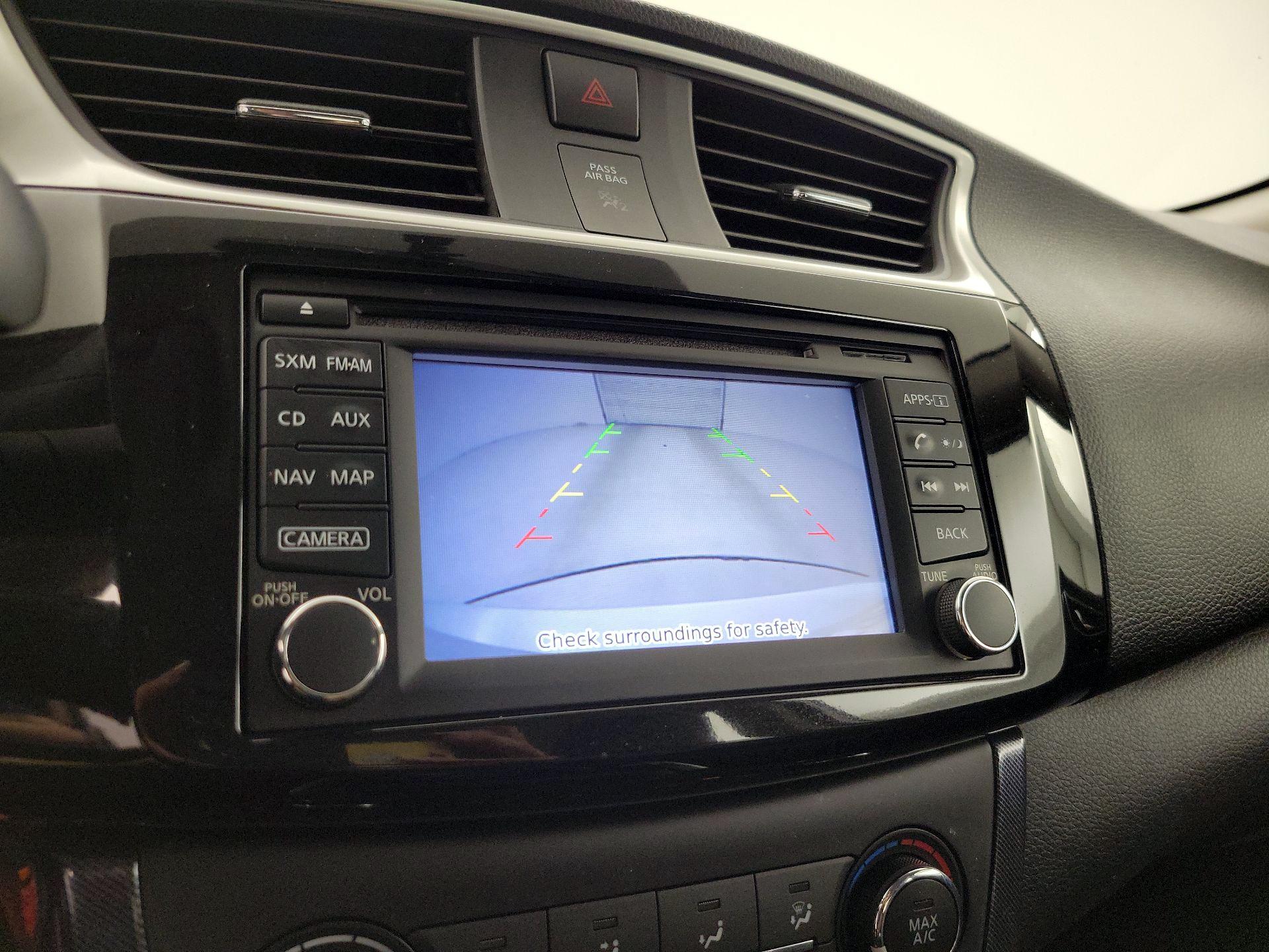 Thumbnail: 2016 Nissan Sentra - 14