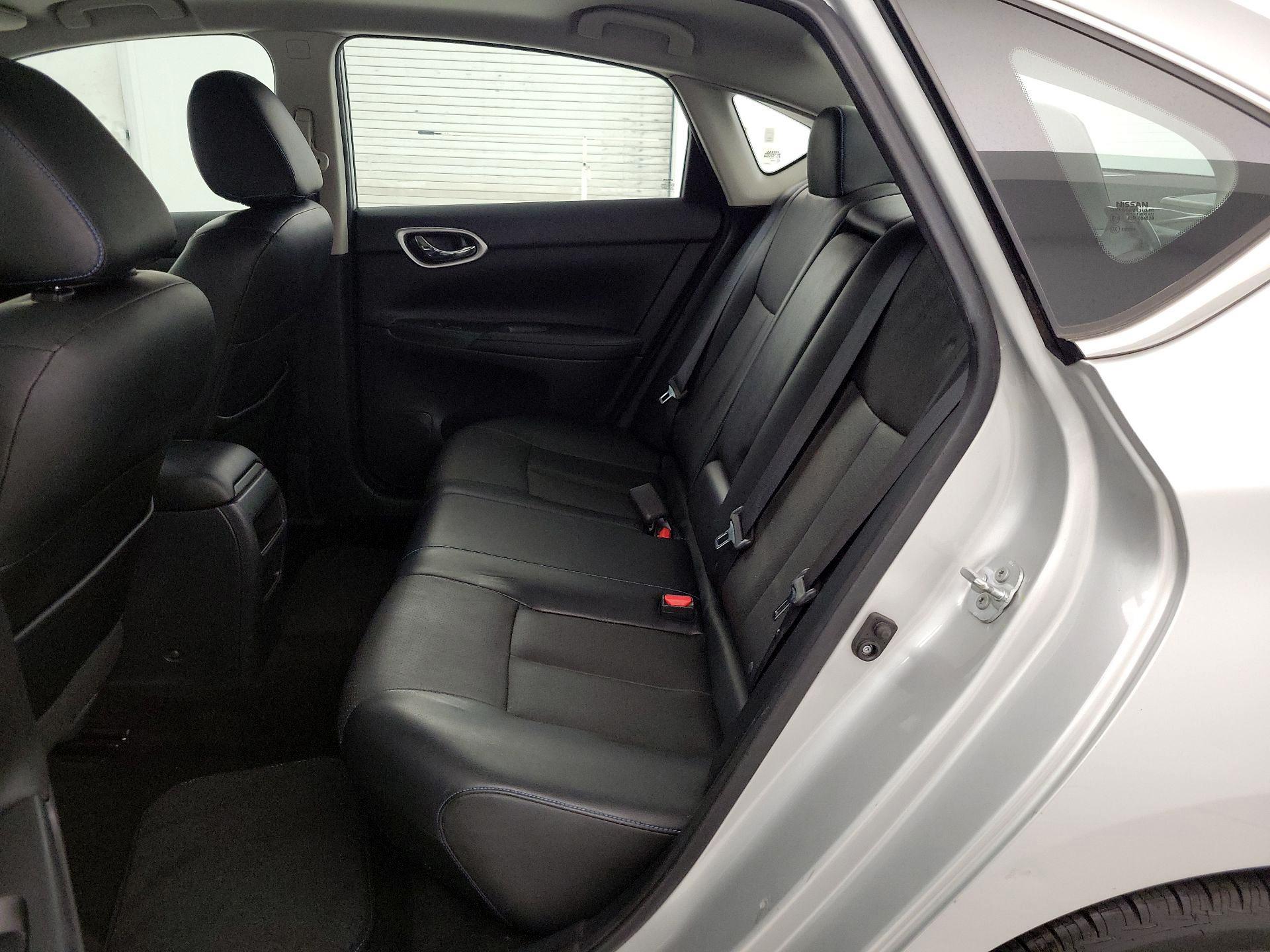 Thumbnail: 2016 Nissan Sentra - 19