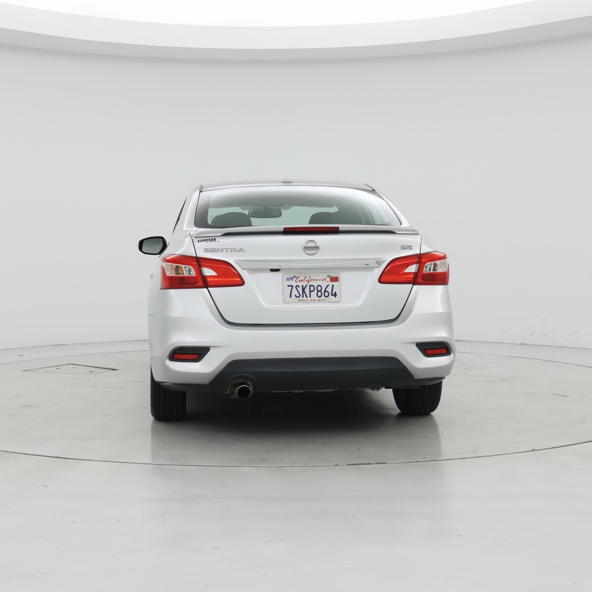 Thumbnail: 2016 Nissan Sentra - 6