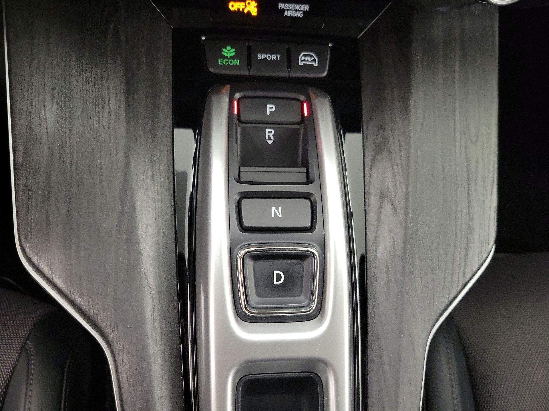 Thumbnail: 2018 Honda Clarity - 17