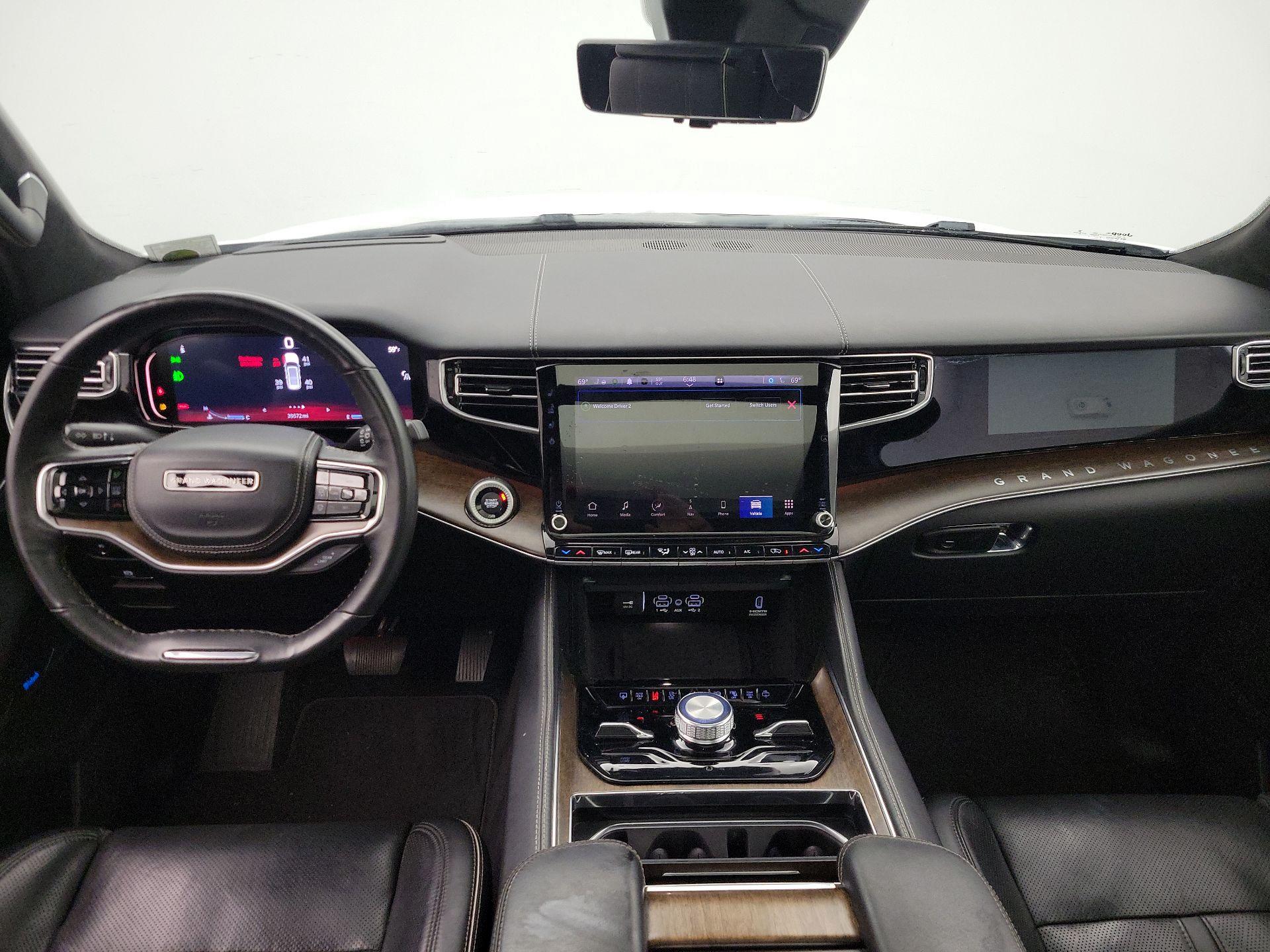 Thumbnail: 2022 Jeep Grand Wagoneer - 9