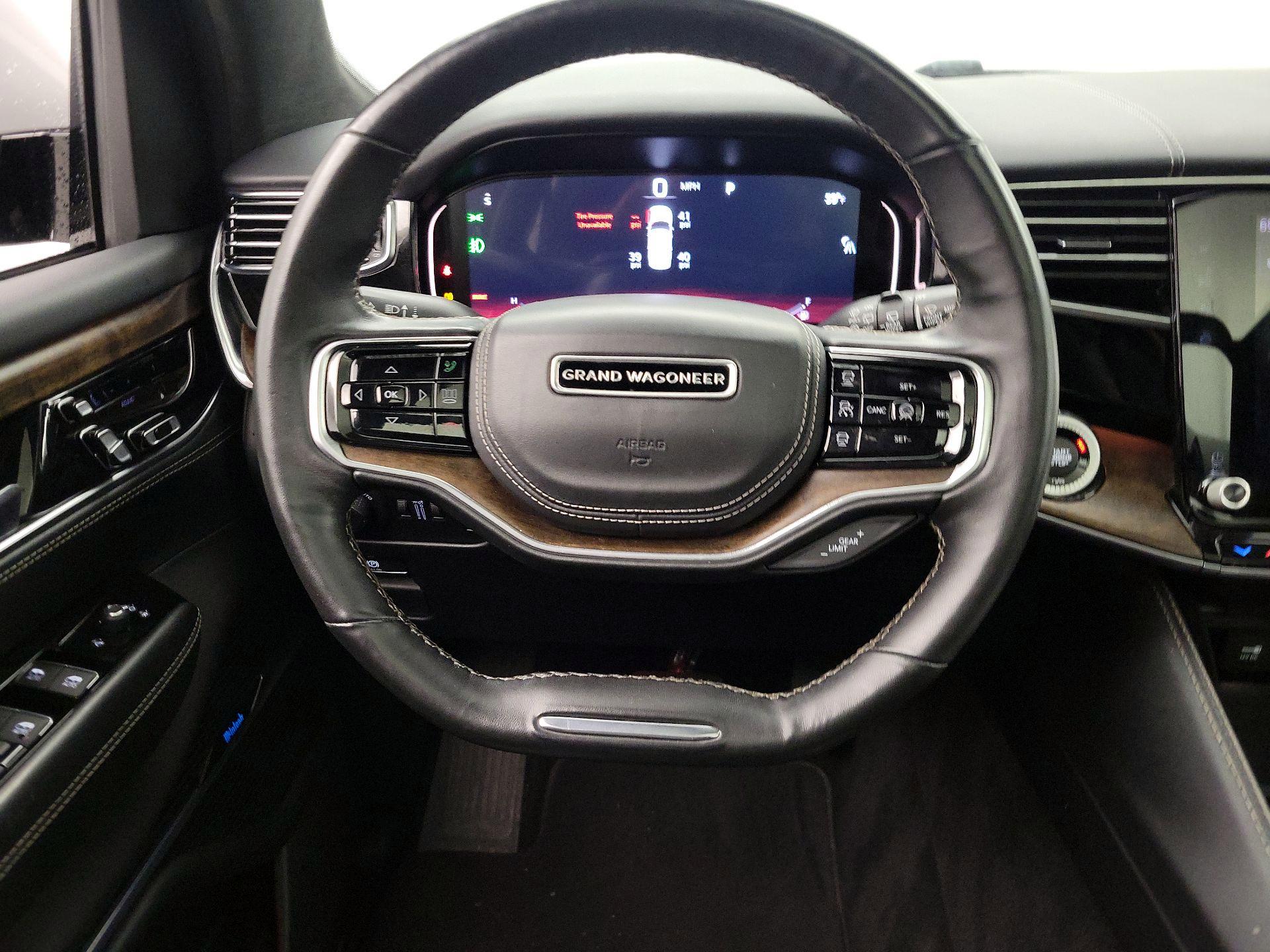 Thumbnail: 2022 Jeep Grand Wagoneer - 10